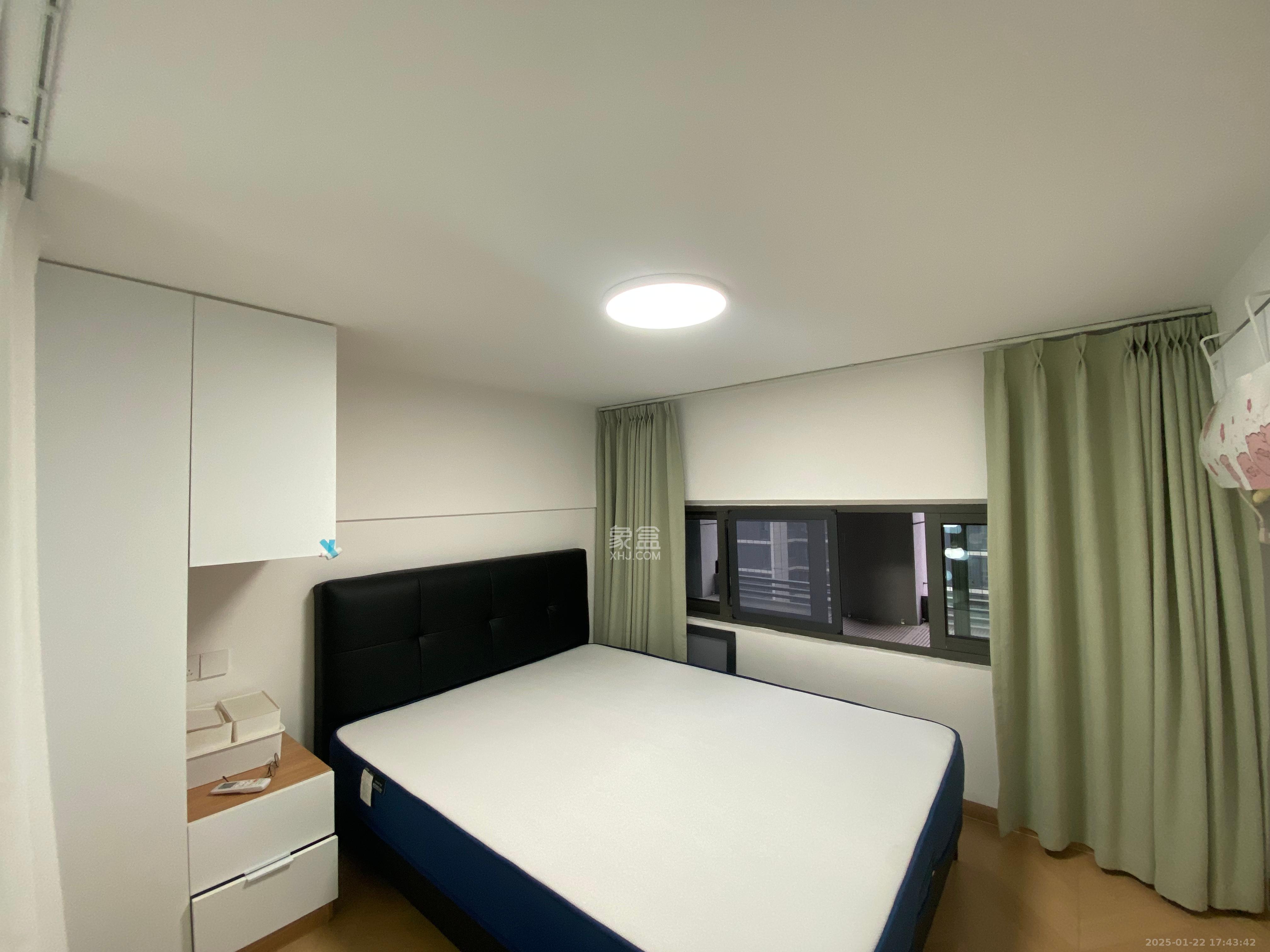 中交广场公寓 1室0厅0卫 2300.0元/月 中交广场公寓 1室0厅0卫 2300.0元/月室内图