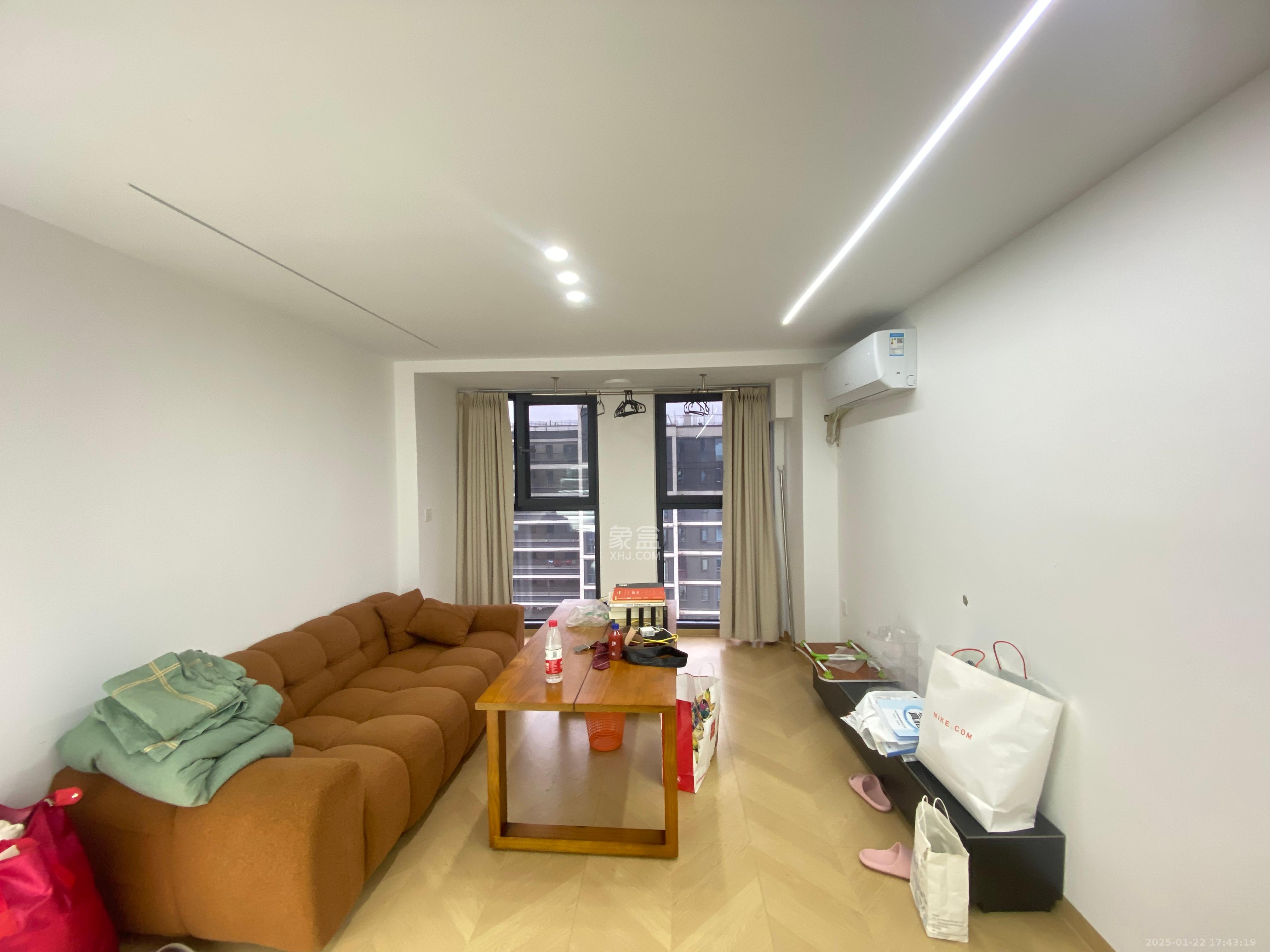 中交广场公寓 1室0厅0卫 2300.0元/月 中交广场公寓 1室0厅0卫 2300.0元/月室内图