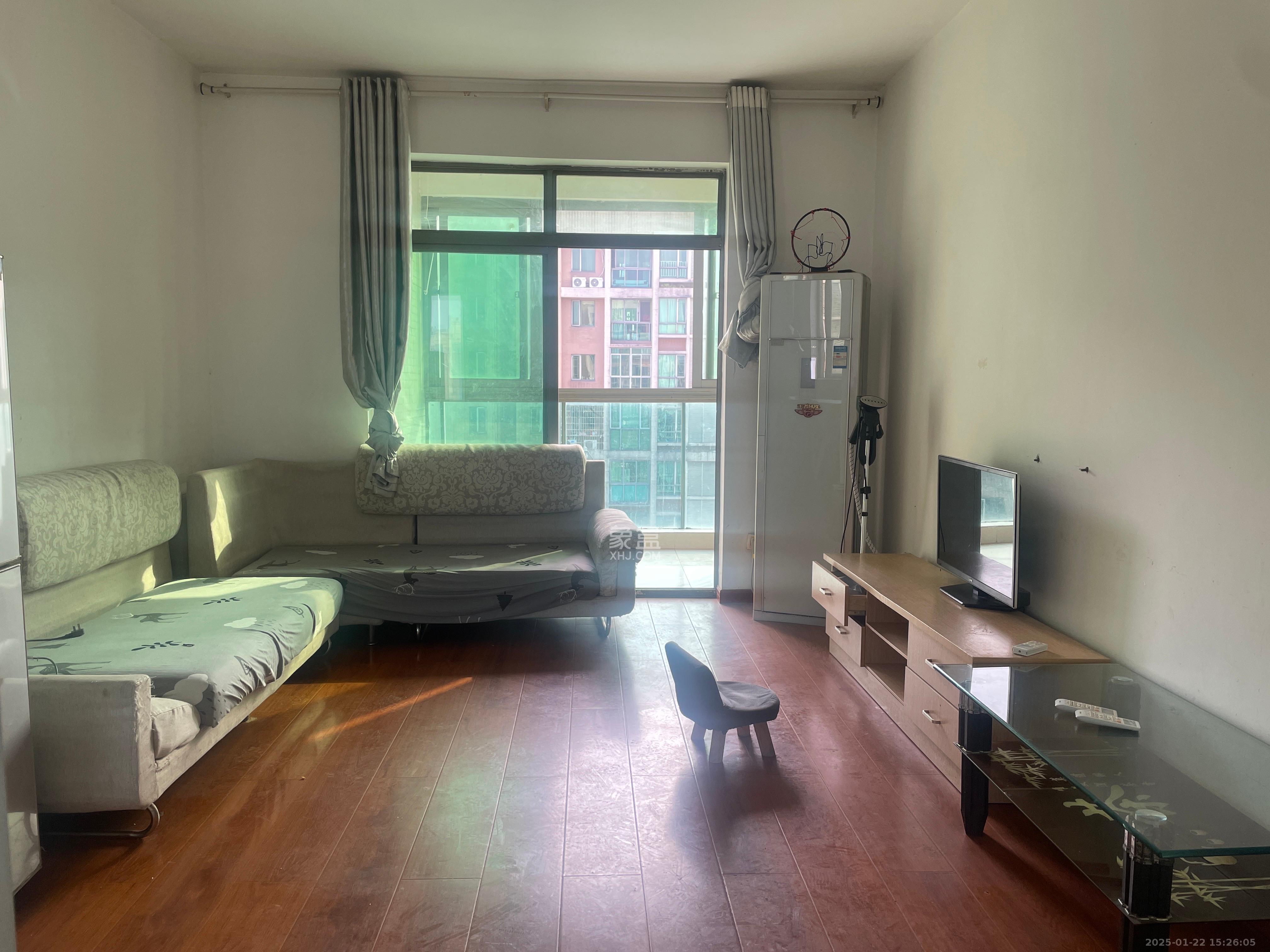 新城新世界一二三期 3室2厅1卫 2000.0元/月 新城新世界一二三期 3室2厅1卫 2000.0元/月室内图