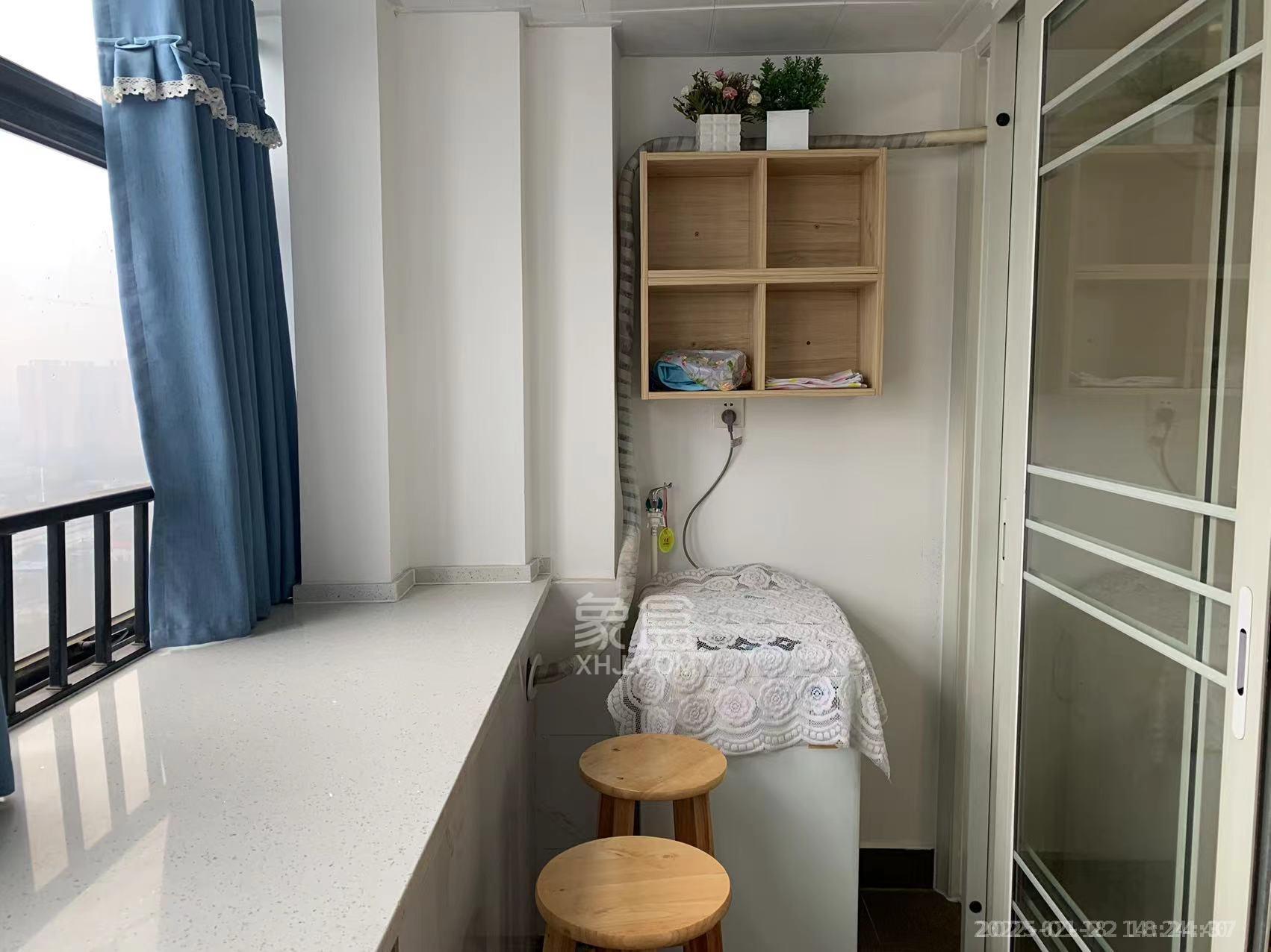 文艺复兴(未来城)  1室1厅1卫    1200.0元/月 文艺复兴(未来城)  1室1厅1卫    1200.0元/月室内图