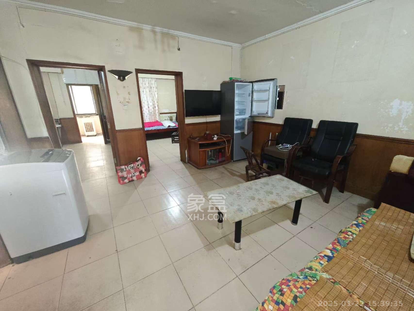 红花坡社区 2室1厅1卫 1200.0元/月 红花坡社区 2室1厅1卫 1200.0元/月室内图