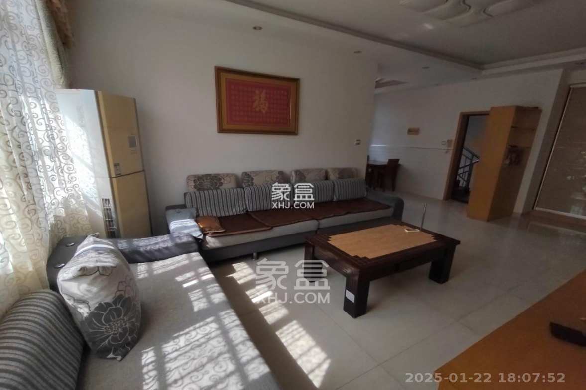 洪西安置小区(洪缘小区)  3室2厅1卫    2000.0元/月 洪西安置小区(洪缘小区)  3室2厅1卫    2000.0元/月室内图