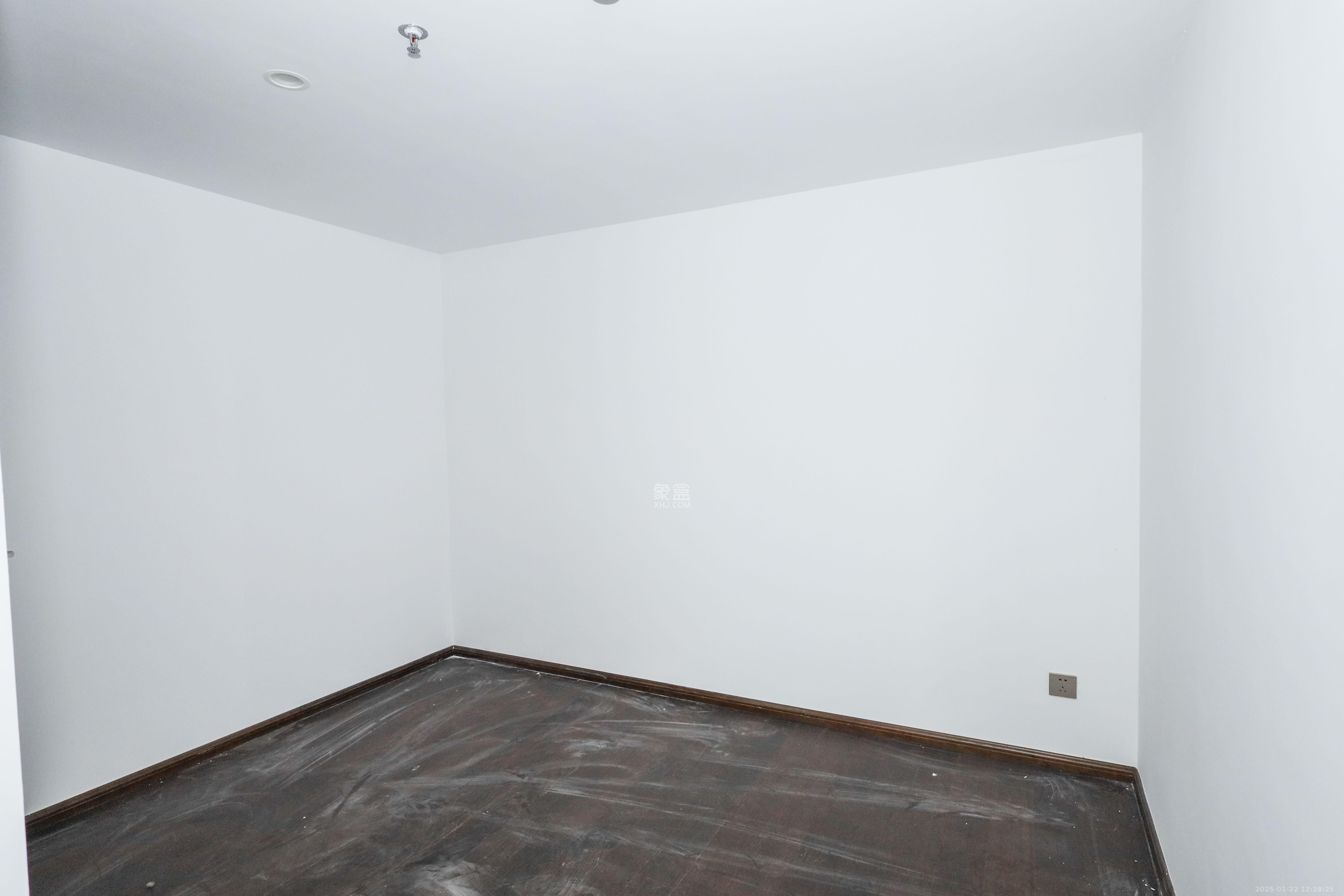 梅溪华府(新城金茂梦想华府)  4室2厅3卫    8000.0元/月 梅溪华府(新城金茂梦想华府)  4室2厅3卫    8000.0元/月