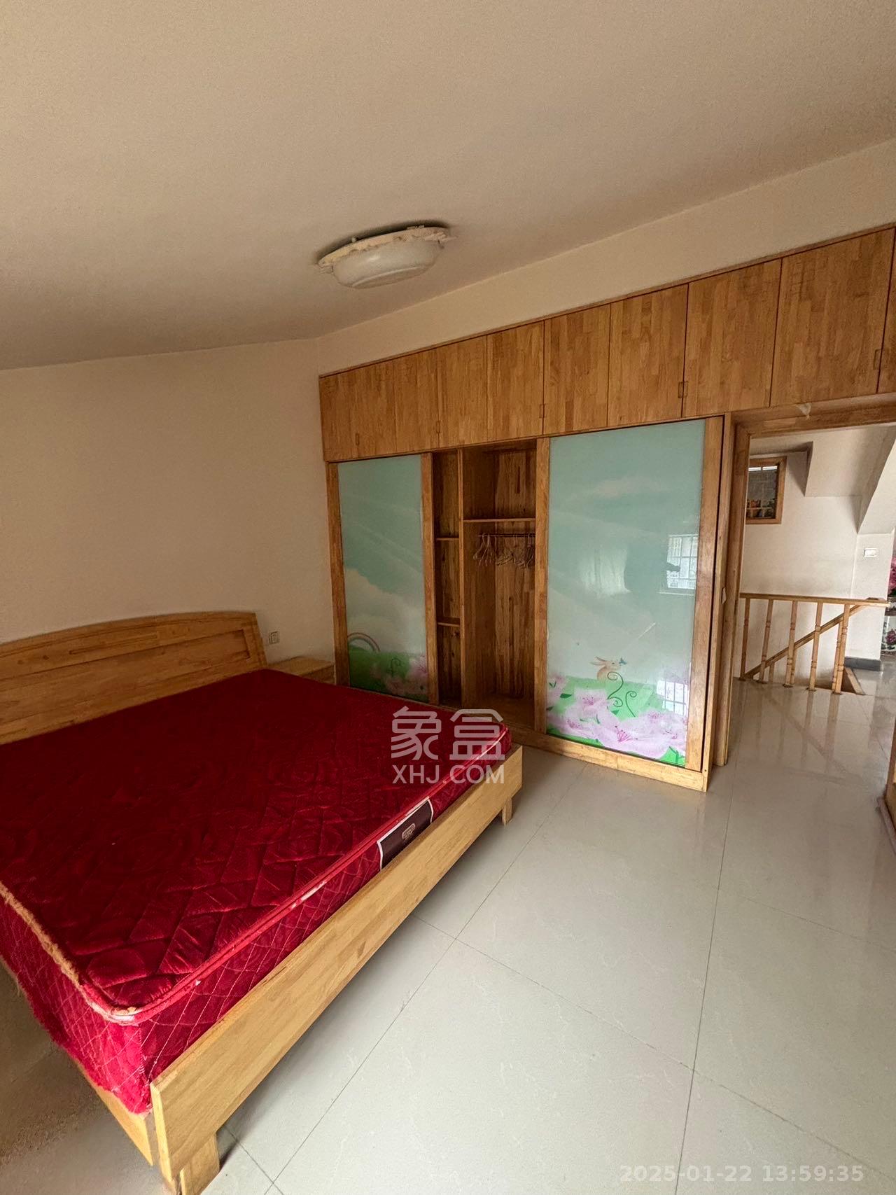 新诚小区 1室0厅0卫 1700.0元/月 新诚小区 1室0厅0卫 1700.0元/月室内图