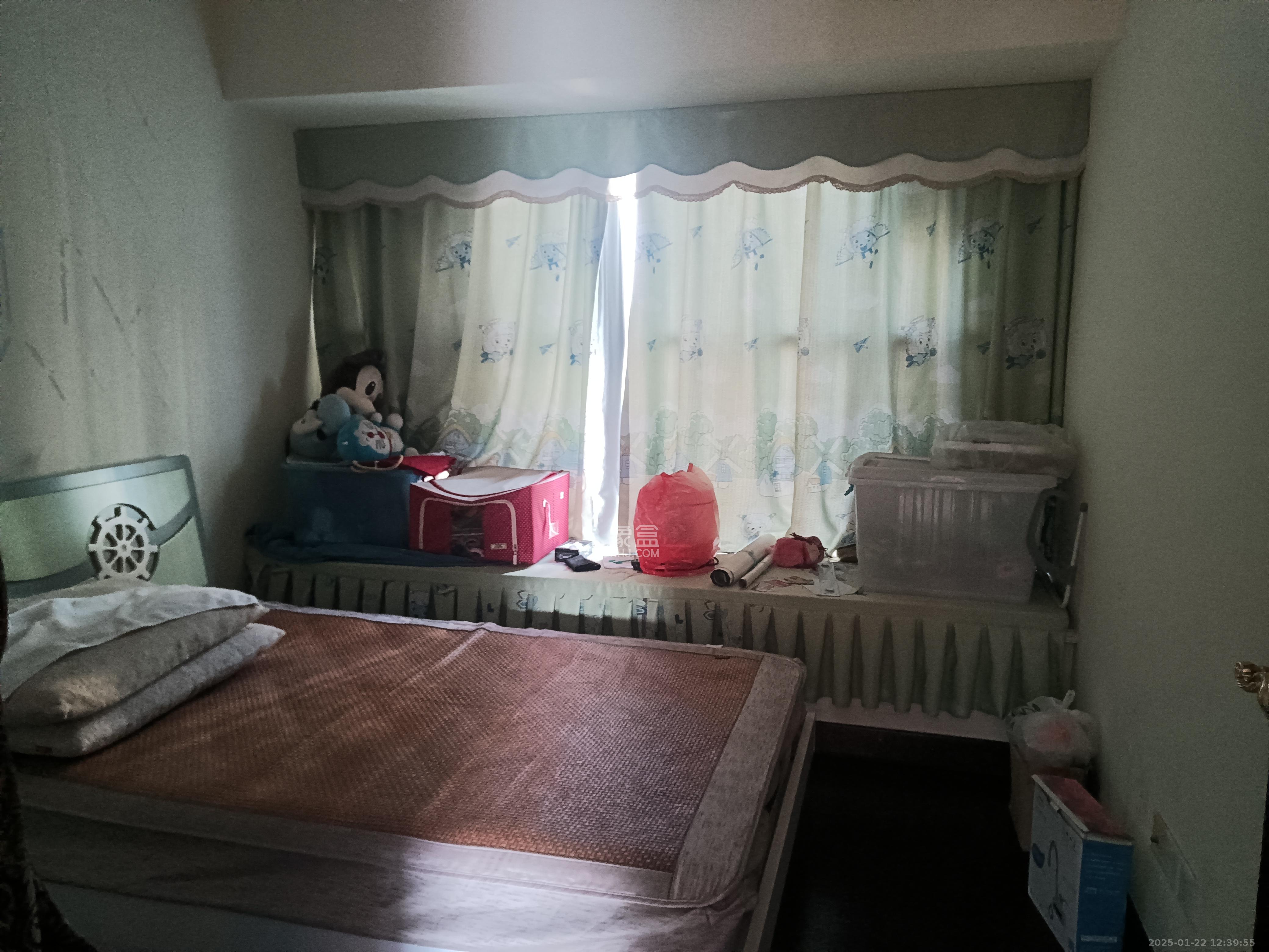 恒大城 3室2厅1卫 2600.0元/月 恒大城 3室2厅1卫 2600.0元/月室内图