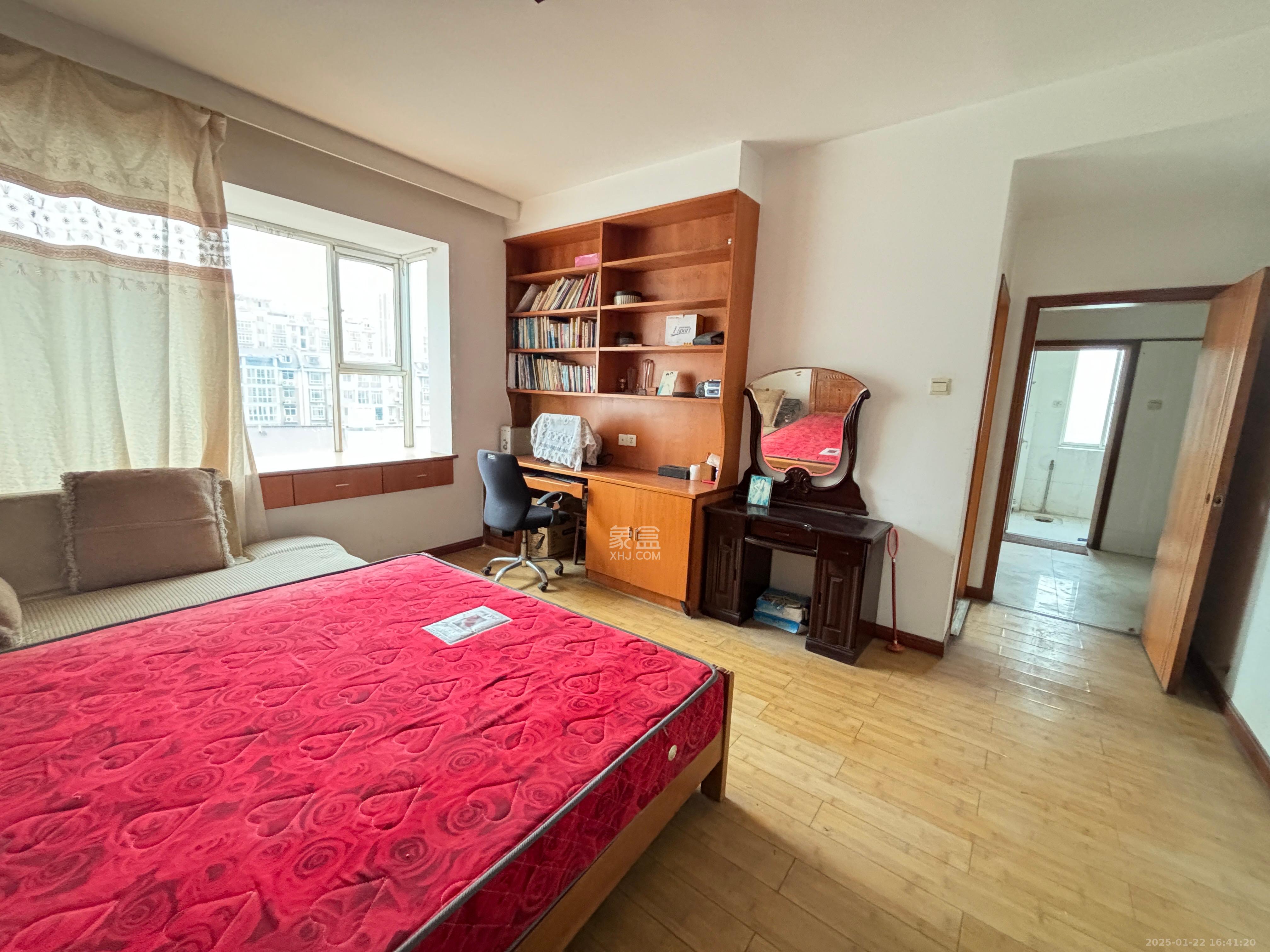 中建桂苑 3室2厅2卫 1500.0元/月 中建桂苑 3室2厅2卫 1500.0元/月室内图