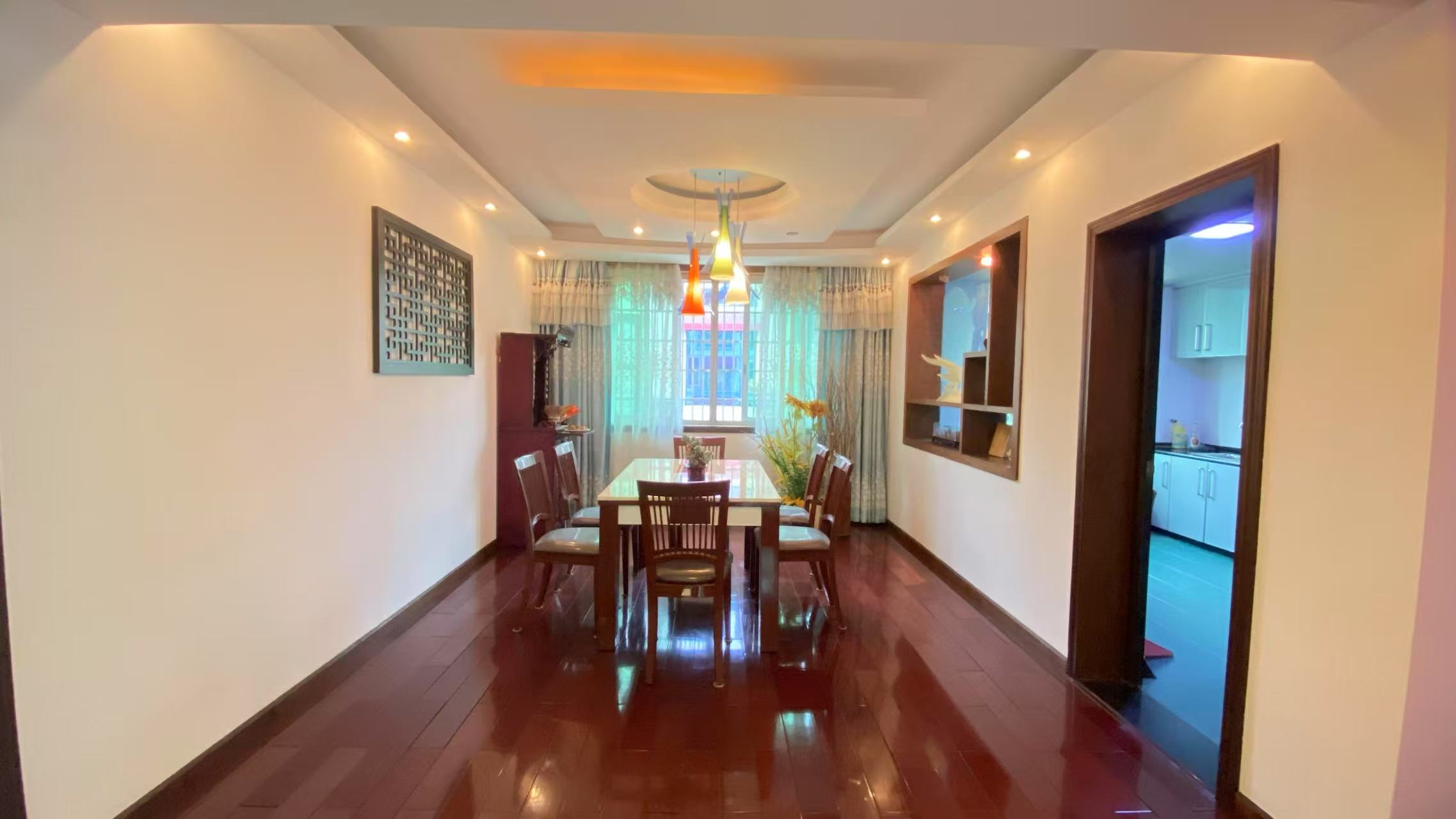 梓山苑小区 4室2厅3卫 80.0万 梓山苑小区 4室2厅3卫 80.0万室内图