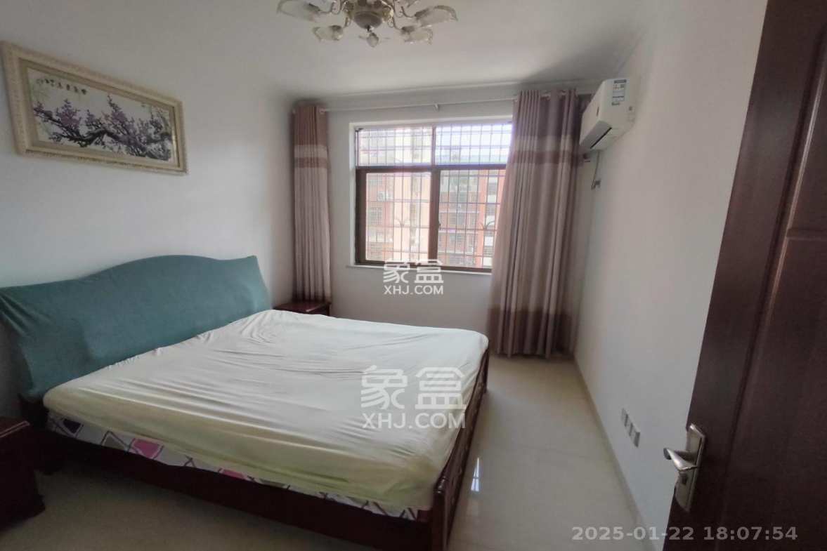 洪西安置小区(洪缘小区)  3室2厅1卫    2000.0元/月 洪西安置小区(洪缘小区)  3室2厅1卫    2000.0元/月室内图