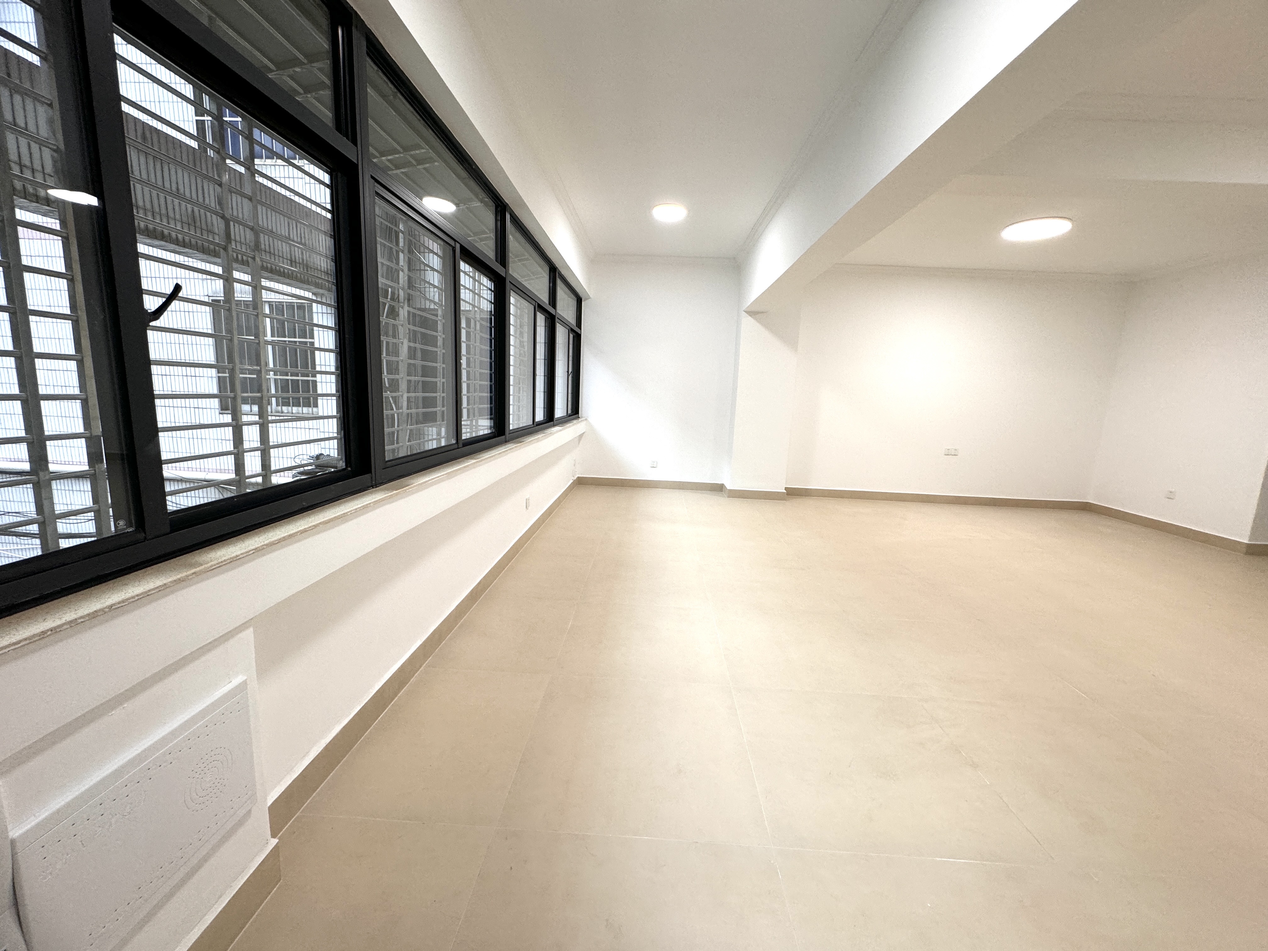 侨汇外资物资总公司宿舍 4室2厅1卫 129.0万 侨汇外资物资总公司宿舍 4室2厅1卫 129.0万户型图