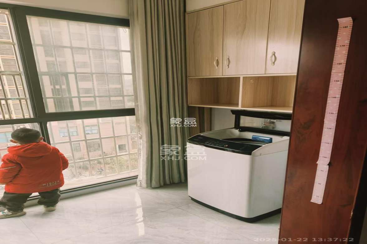 洋湖明园一期 3室1厅1卫 2000.0元/月 洋湖明园一期 3室1厅1卫 2000.0元/月室内图