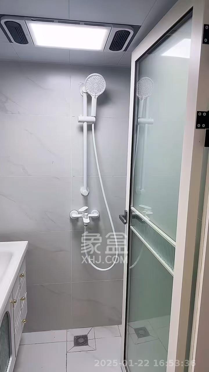 保利天禧EF区  1室1厅1卫    3800.0元/月 保利天禧EF区  1室1厅1卫    3800.0元/月室内图1