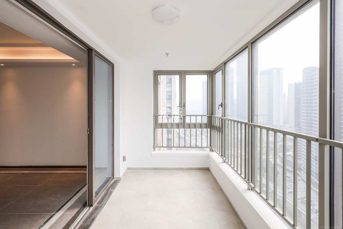 梅溪华府(新城金茂梦想华府) 4室2厅3卫 8000.0元/月 梅溪华府(新城金茂梦想华府) 4室2厅3卫 8000.0元/月室内图