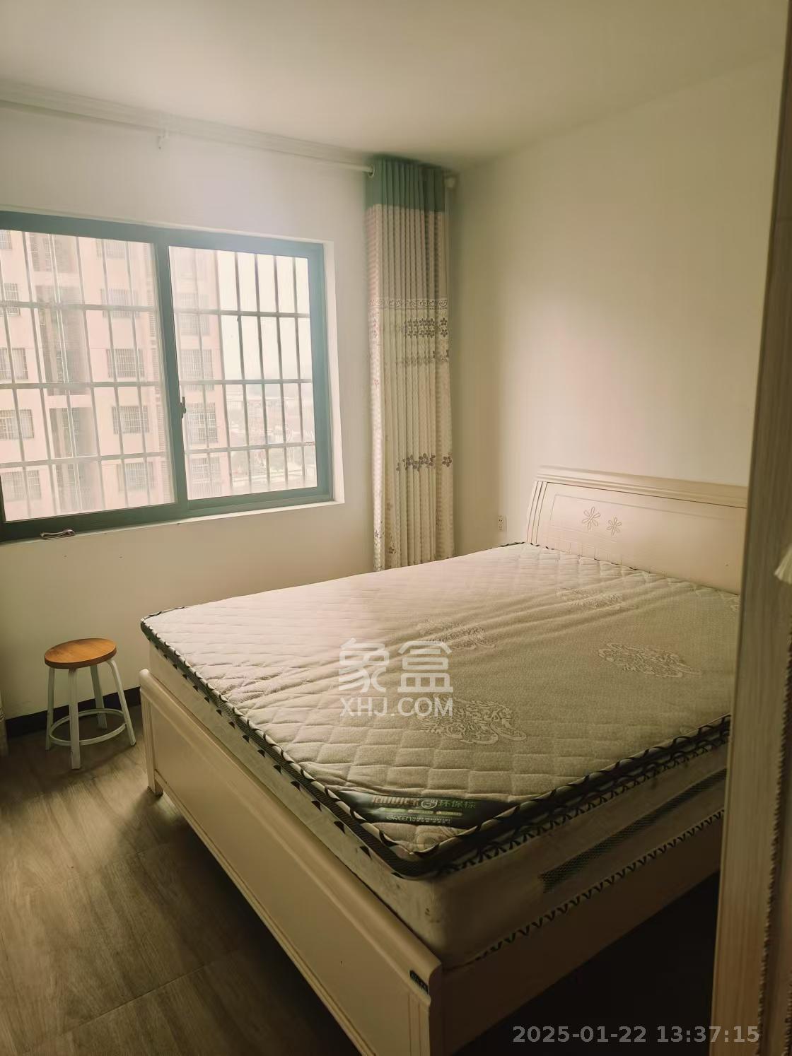 洋湖明园一期 3室1厅1卫 2000.0元/月 洋湖明园一期 3室1厅1卫 2000.0元/月室内图