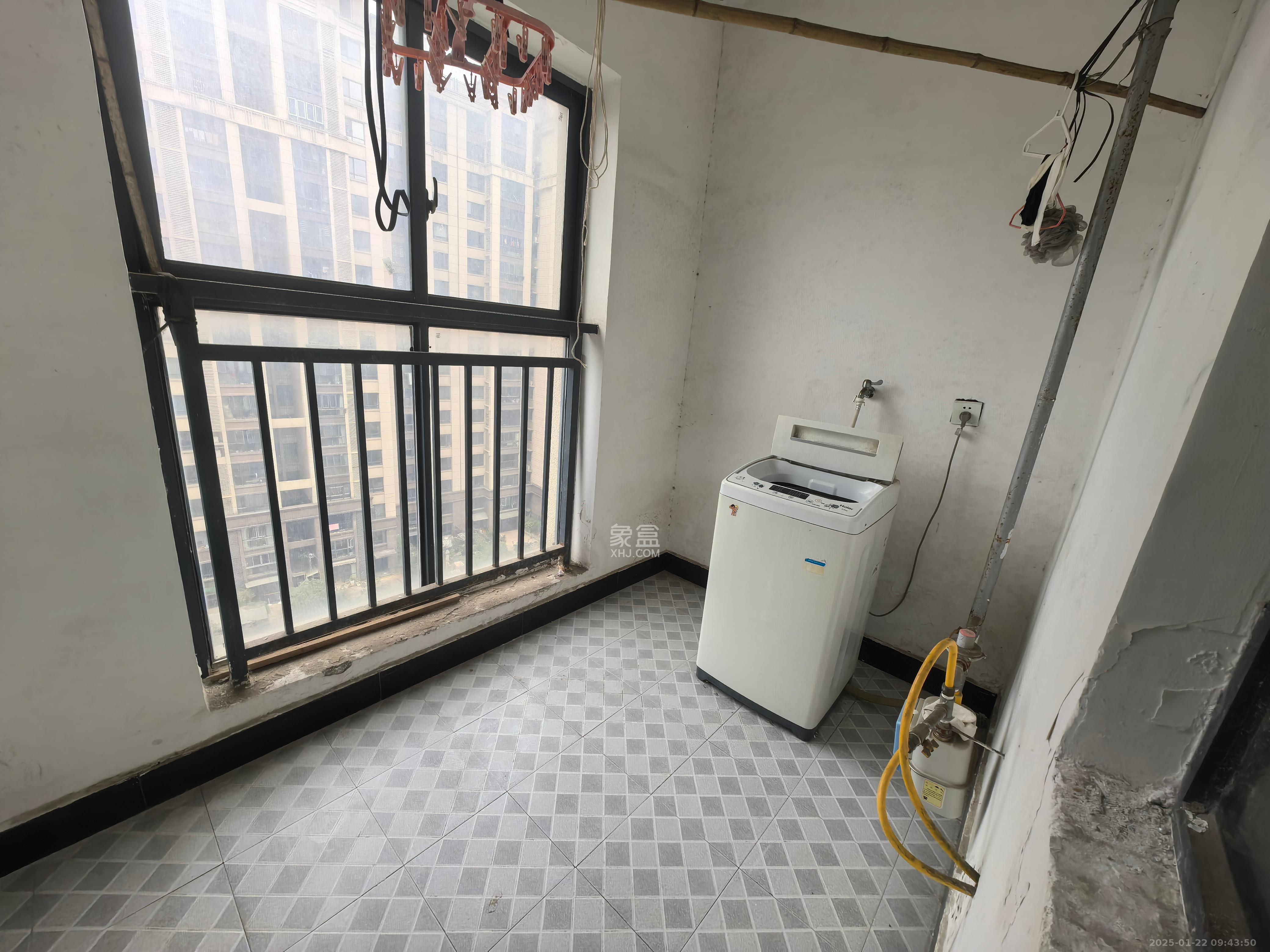 中海梅溪湖壹号 2室2厅1卫 3000.0元/月 中海梅溪湖壹号 2室2厅1卫 3000.0元/月室内图