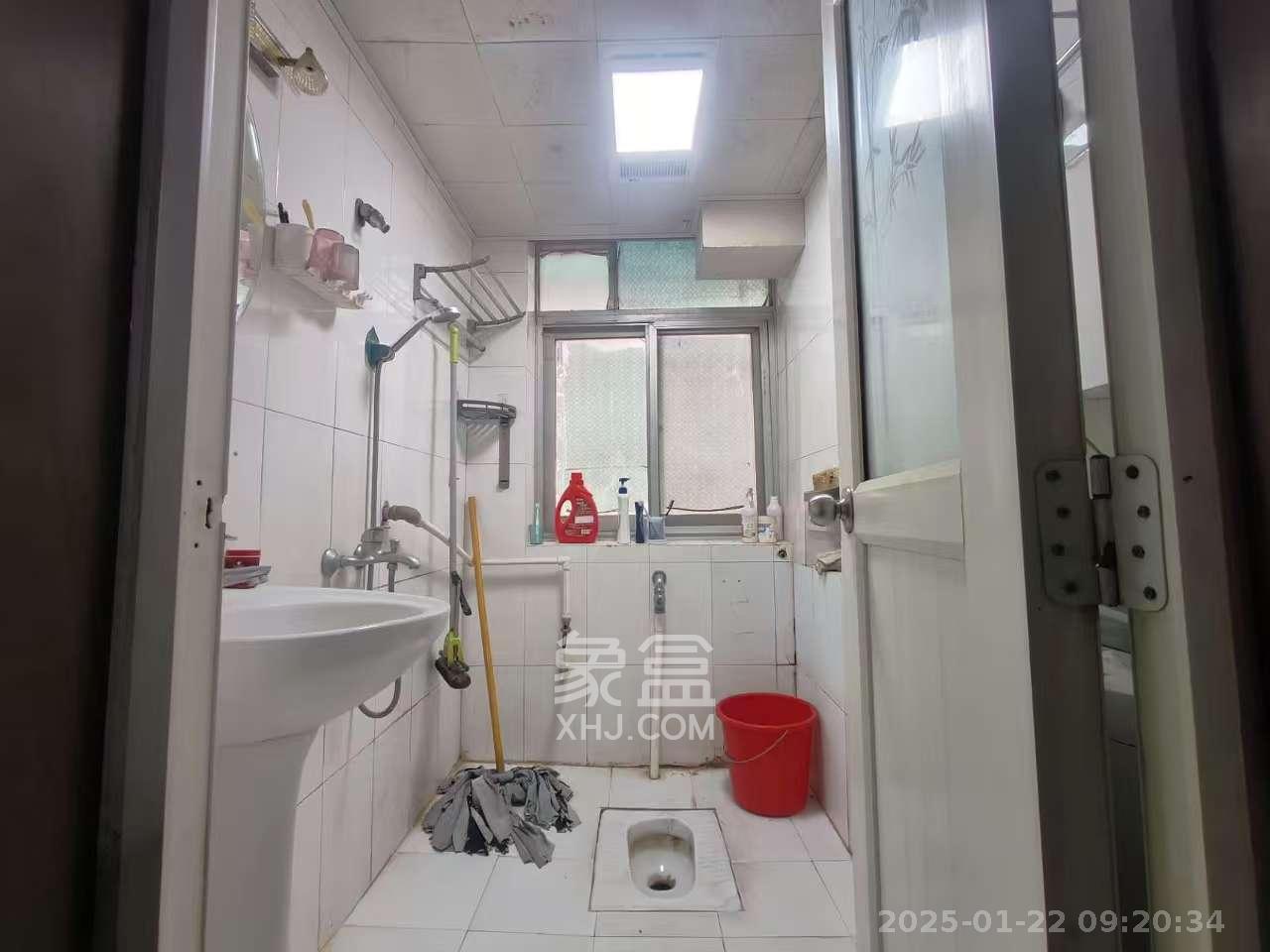 桂花二村  2室1厅1卫    1800.0元/月室内图