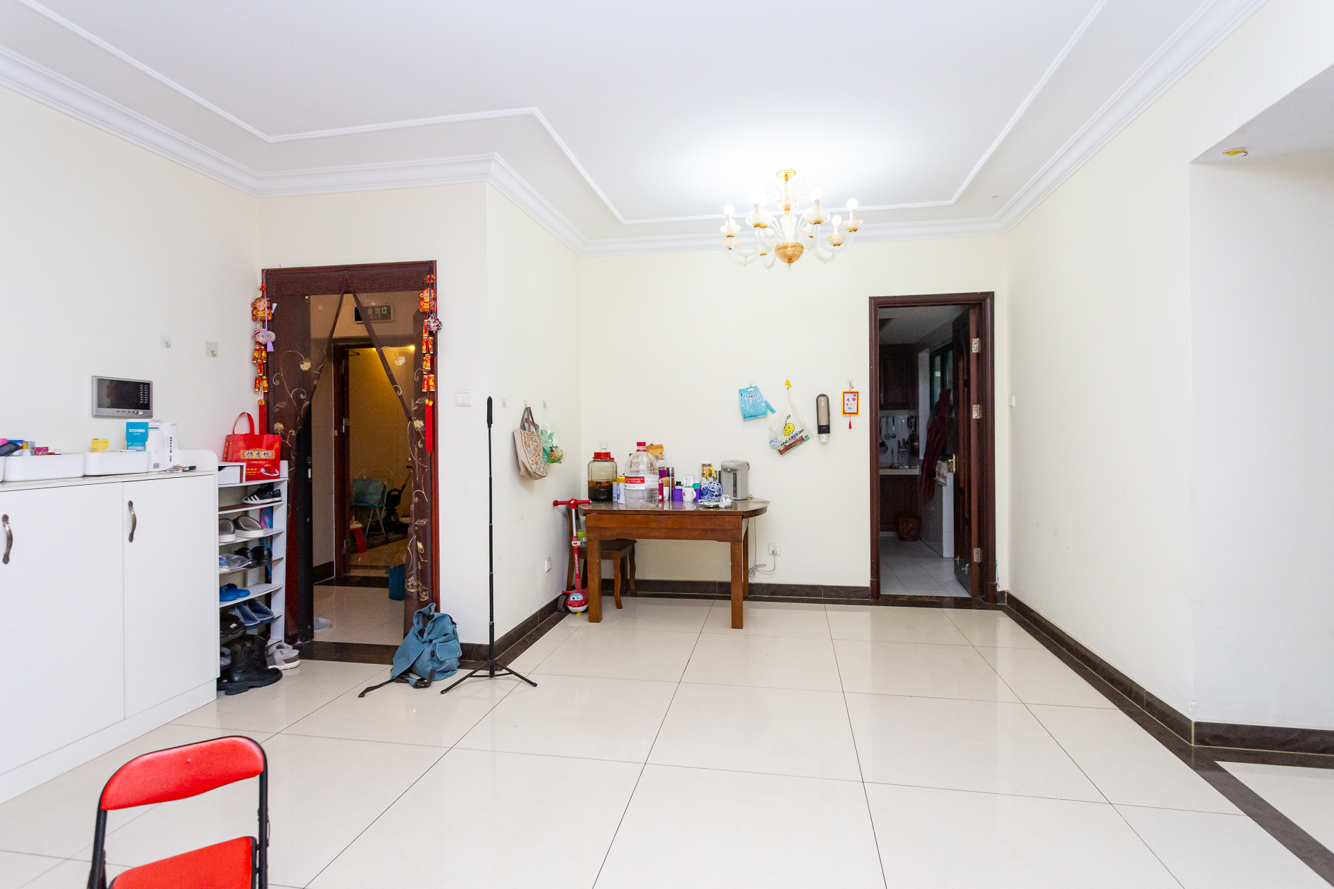 恒大名都 4室2厅2卫 83.0万 恒大名都 4室2厅2卫 83.0万客厅