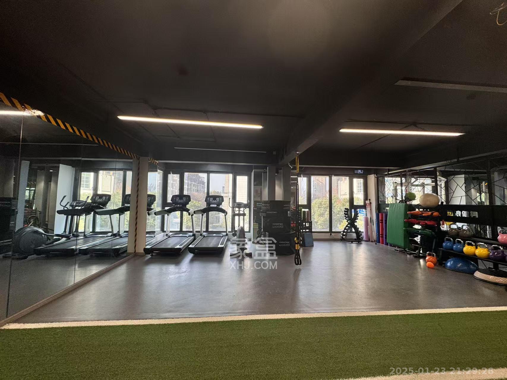 富力十号 4室0厅1卫 10000.0元/月 富力十号 4室0厅1卫 10000.0元/月室内图