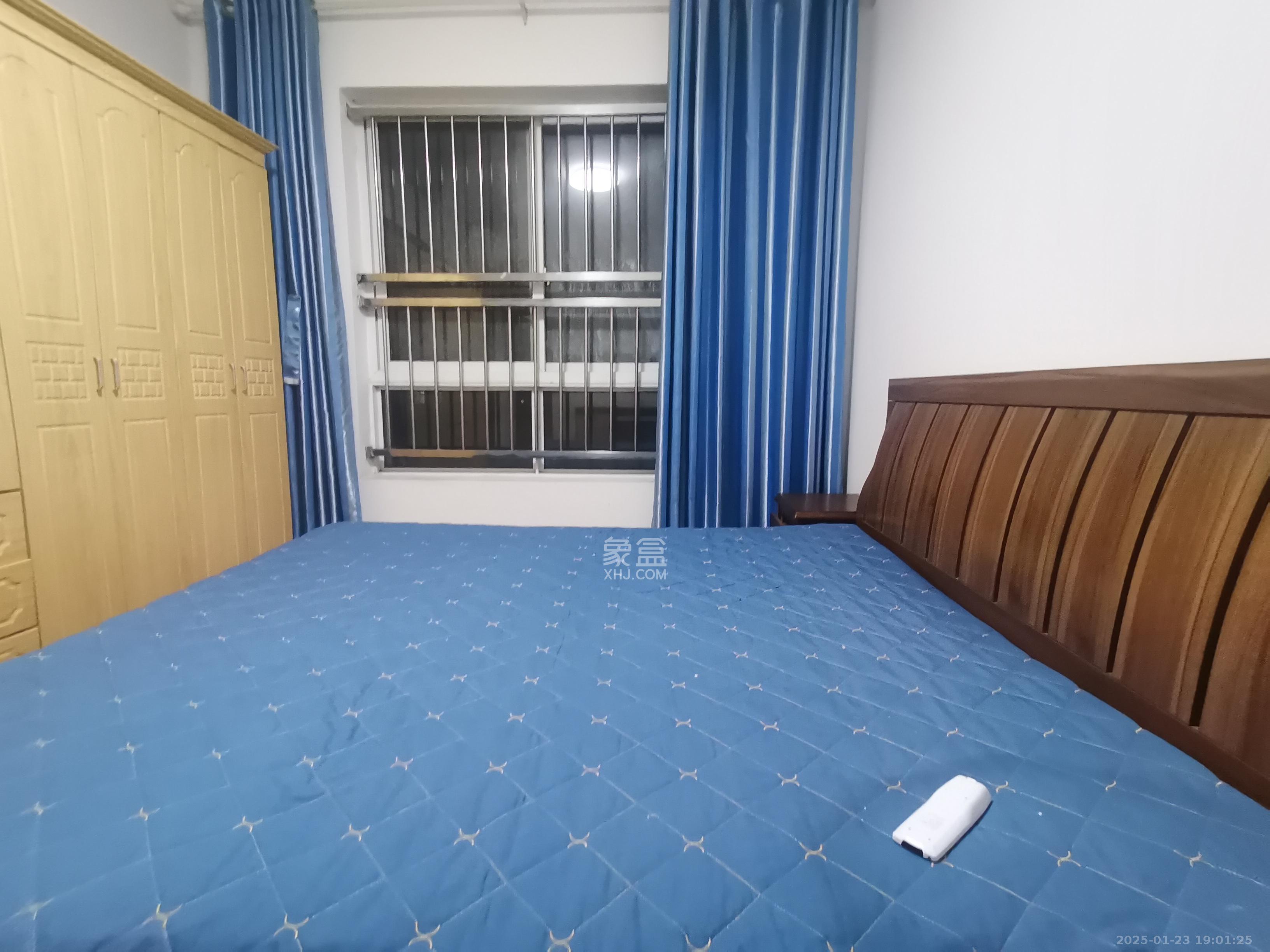 领东汇 3室2厅1卫 1800.0元/月 领东汇 3室2厅1卫 1800.0元/月室内图