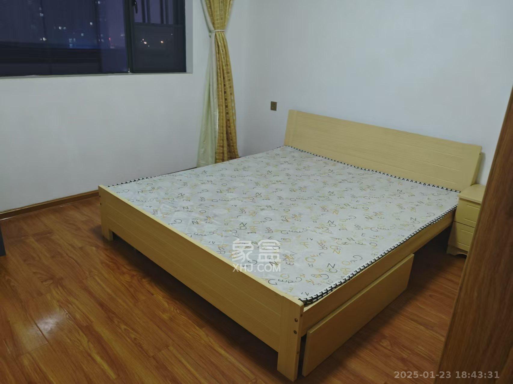 东驿竹园 3室2厅2卫 2300.0元/月 东驿竹园 3室2厅2卫 2300.0元/月室内图