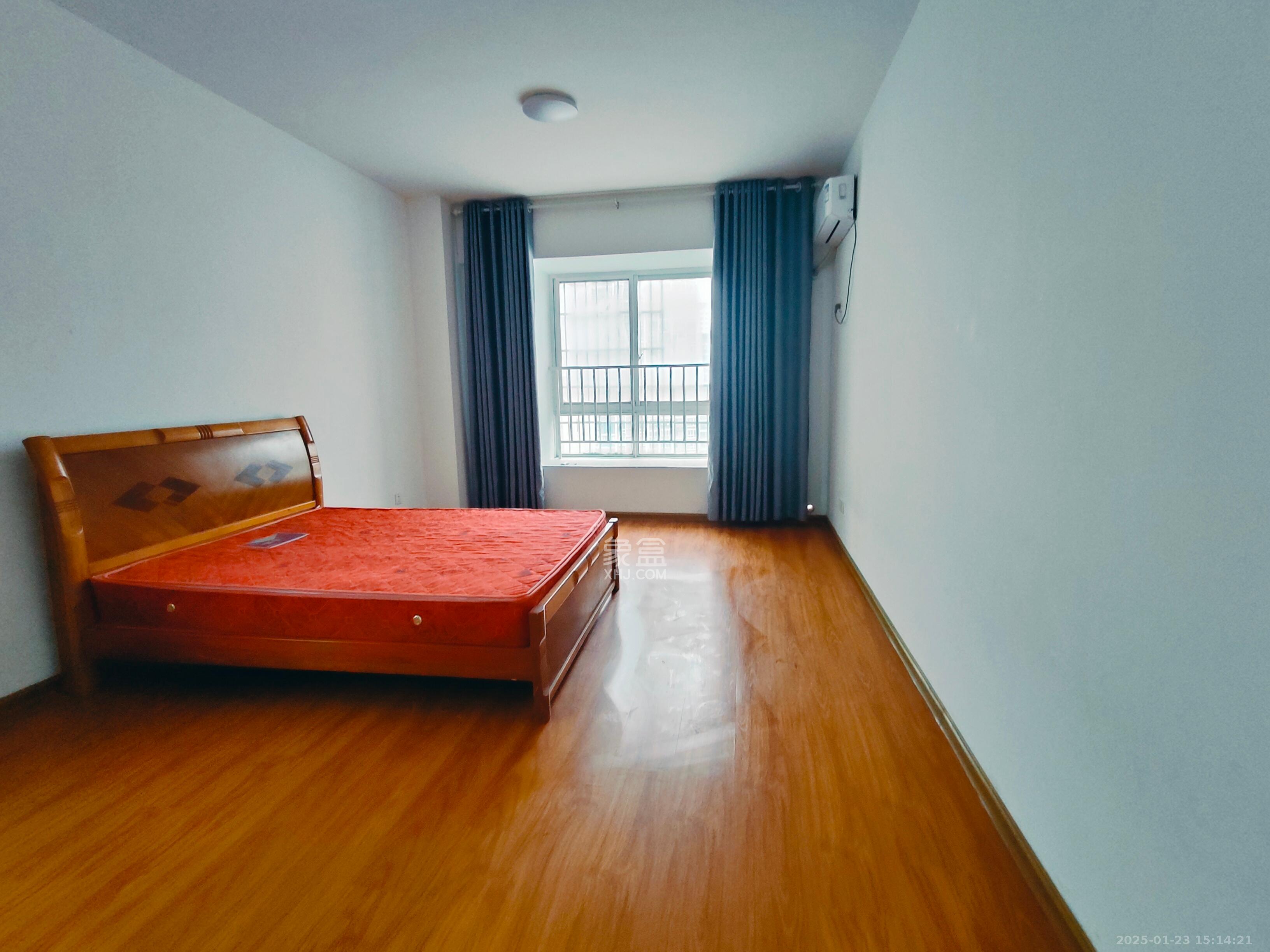 筑梦园 4室2厅2卫 2400.0元/月 筑梦园 4室2厅2卫 2400.0元/月室内图