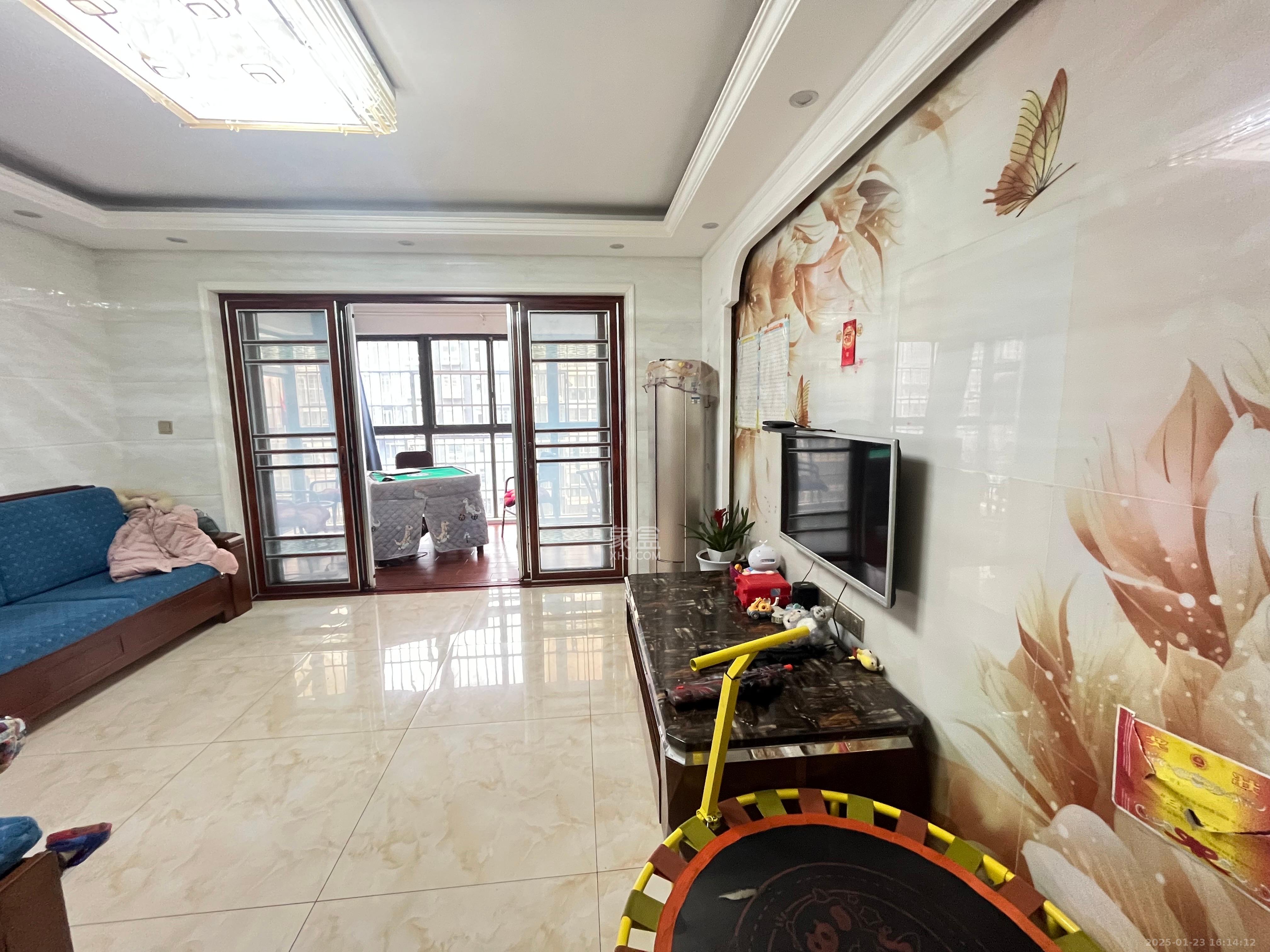 中悦领秀金都  4室2厅2卫    2500.0元/月 中悦领秀金都  4室2厅2卫    2500.0元/月