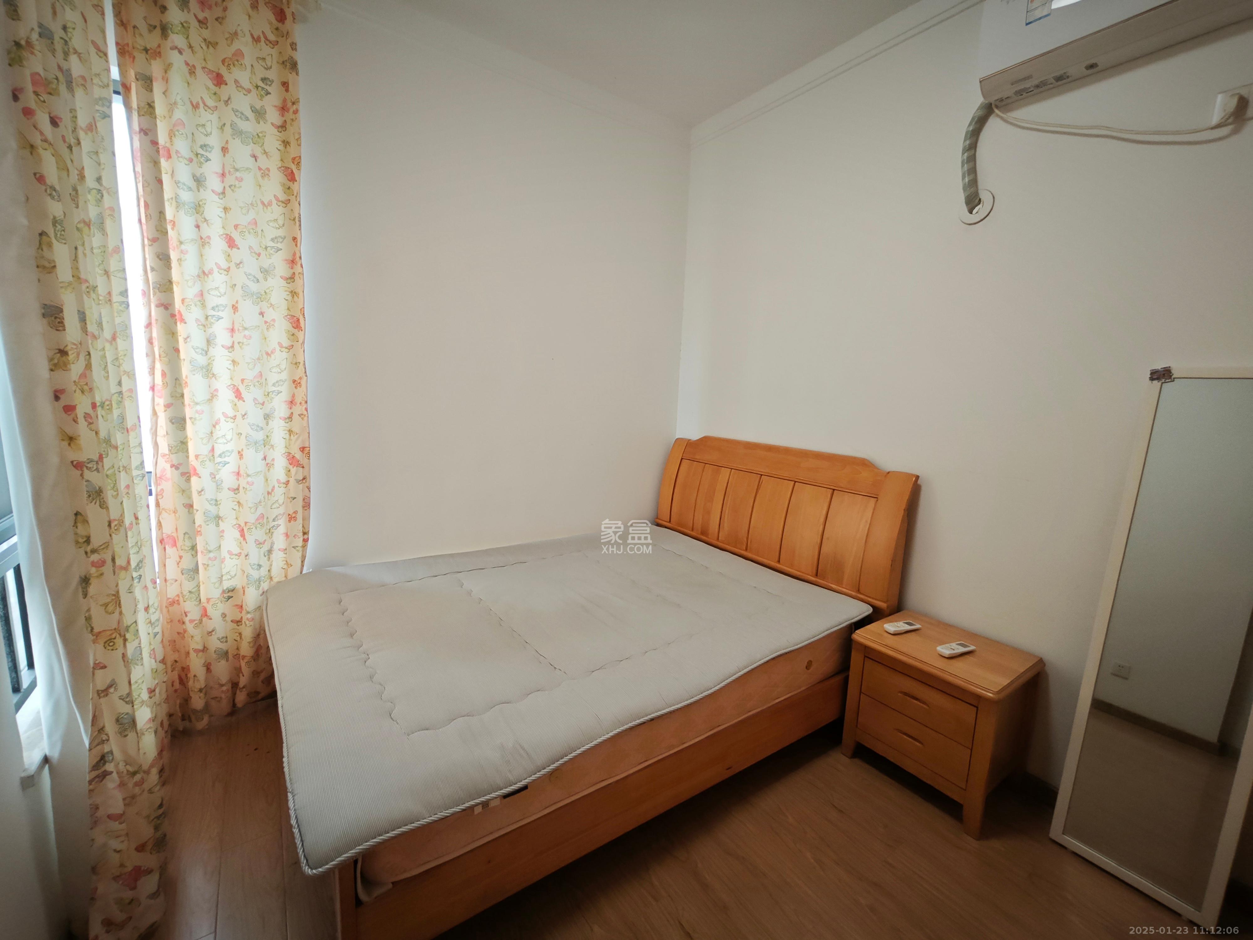 珠江郦城公园1号  2室1厅1卫    2300.0元/月 珠江郦城公园1号  2室1厅1卫    2300.0元/月室内图