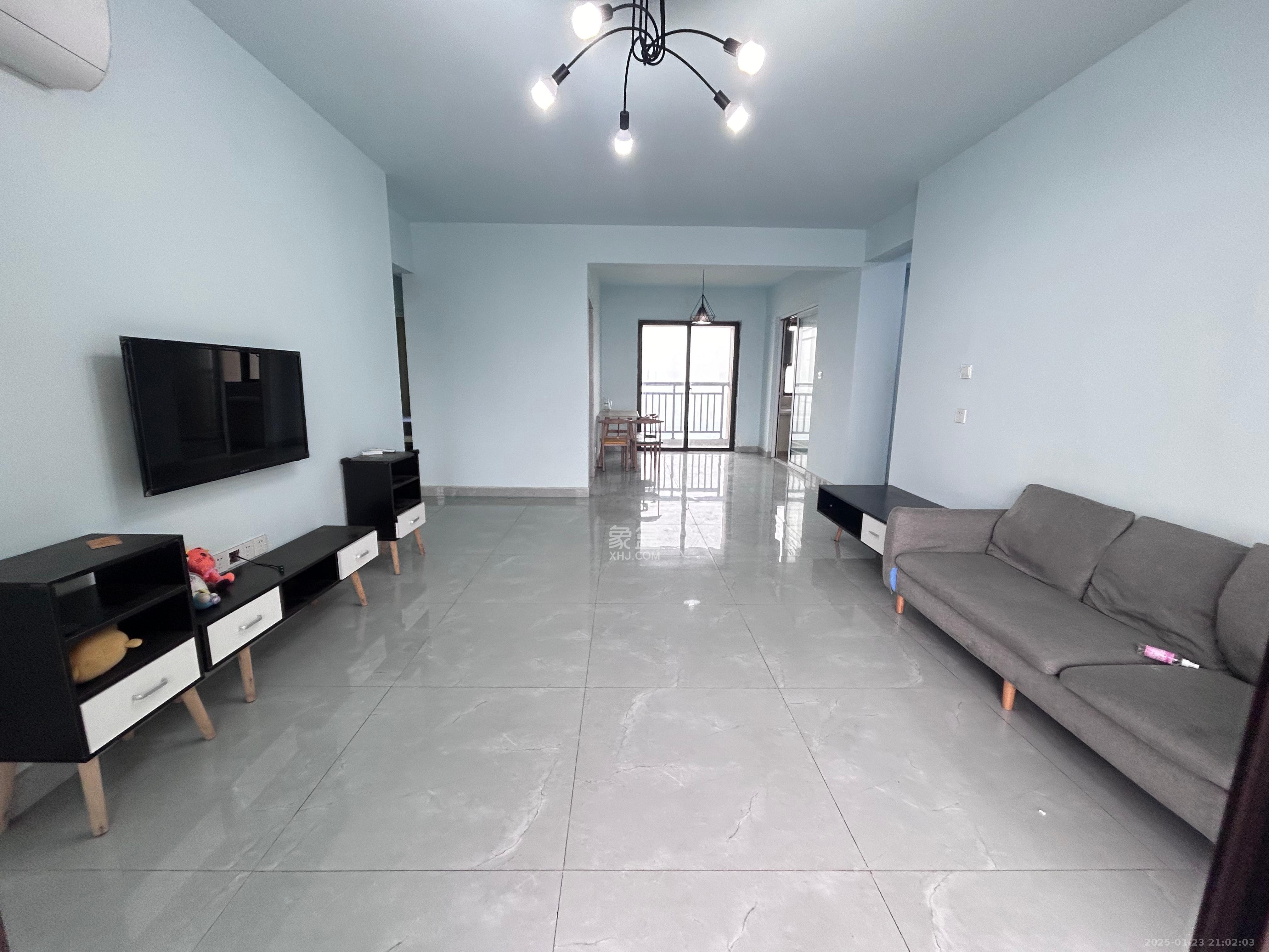 广悦星苑润园  3室2厅2卫    2000.0元/月 广悦星苑润园  3室2厅2卫    2000.0元/月室内图