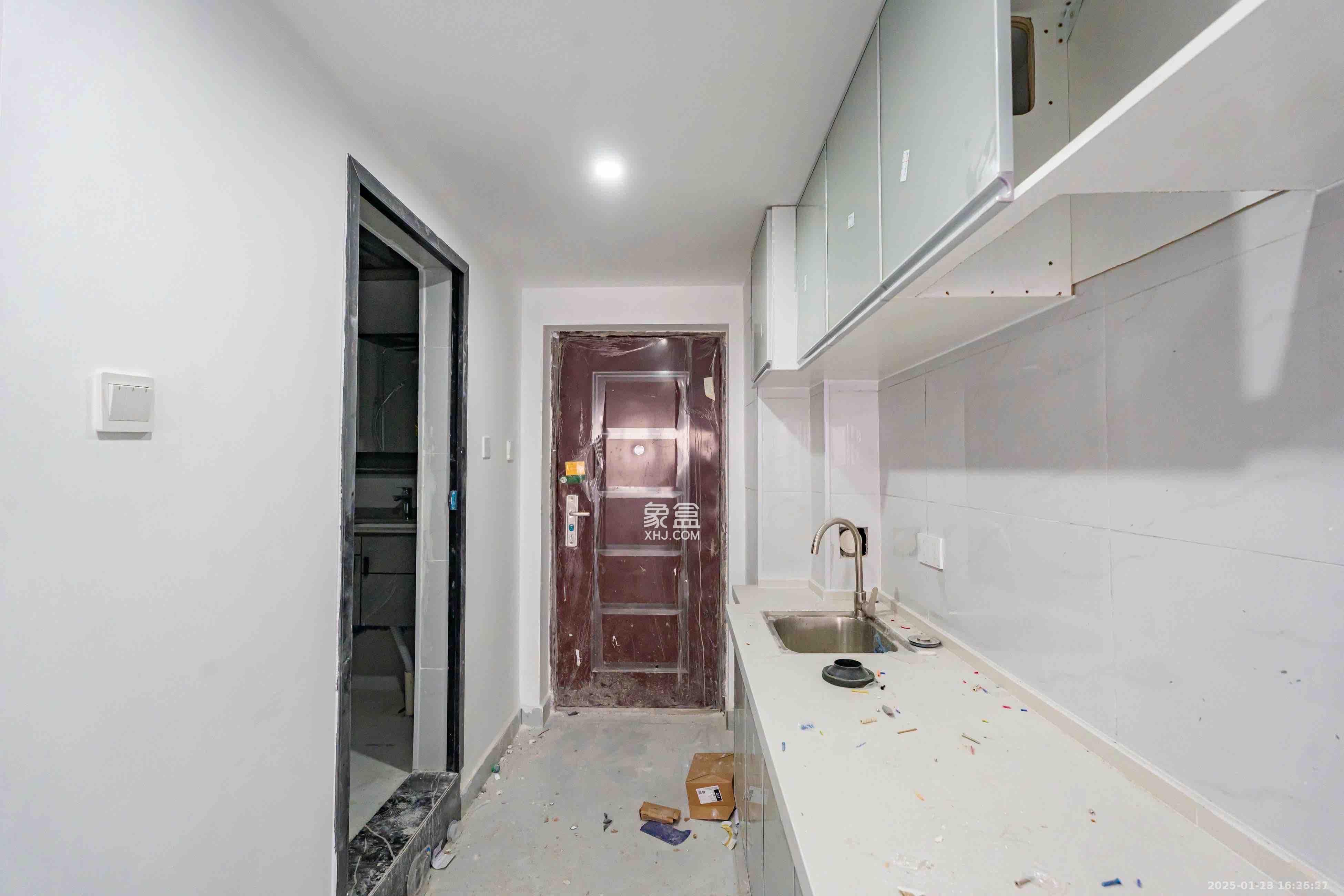 长城万富汇  2室1厅1卫    2500.0元/月 长城万富汇  2室1厅1卫    2500.0元/月室内图