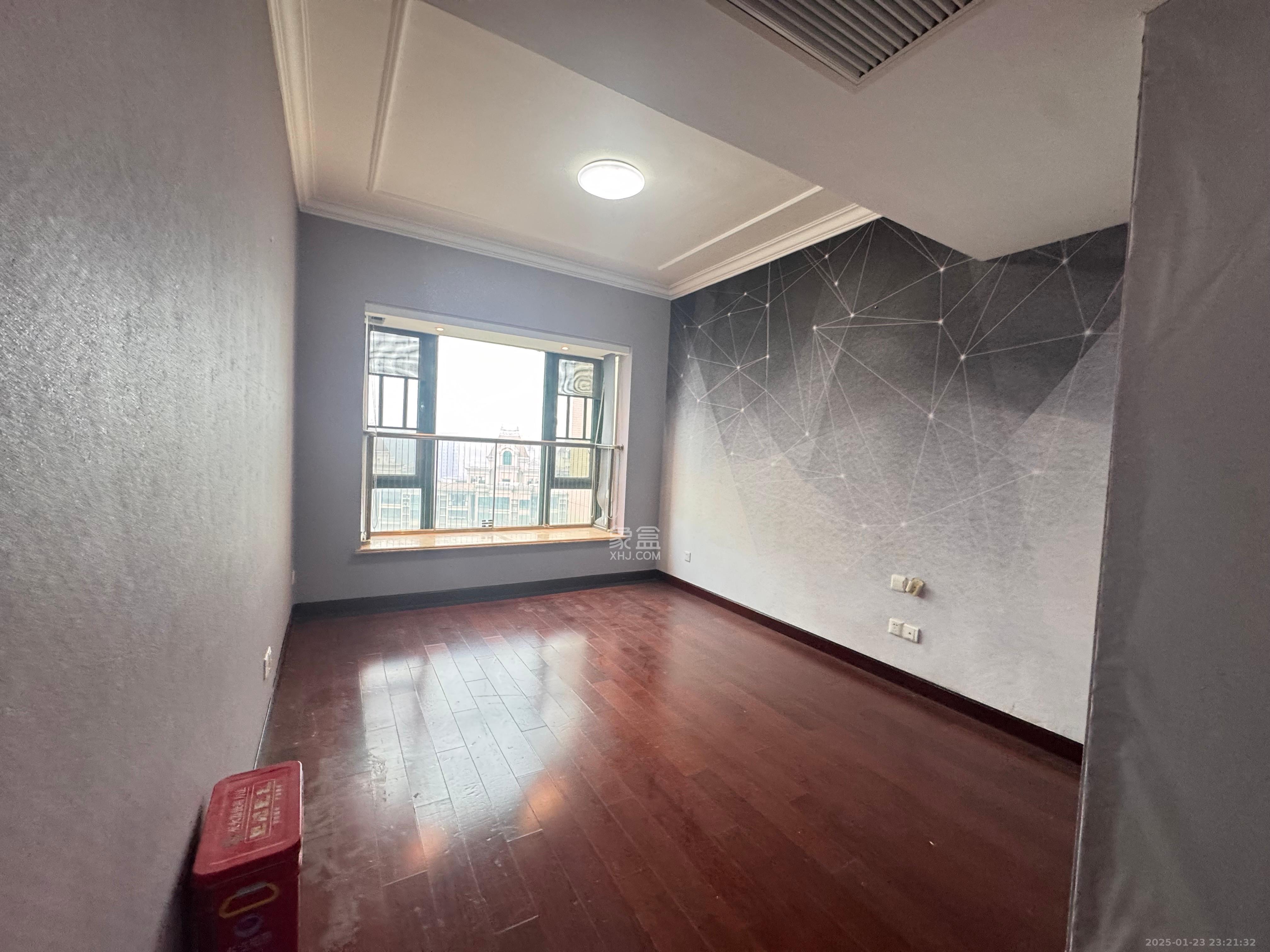 恒大雅苑  4室2厅2卫    4300.0元/月 恒大雅苑  4室2厅2卫    4300.0元/月室内图