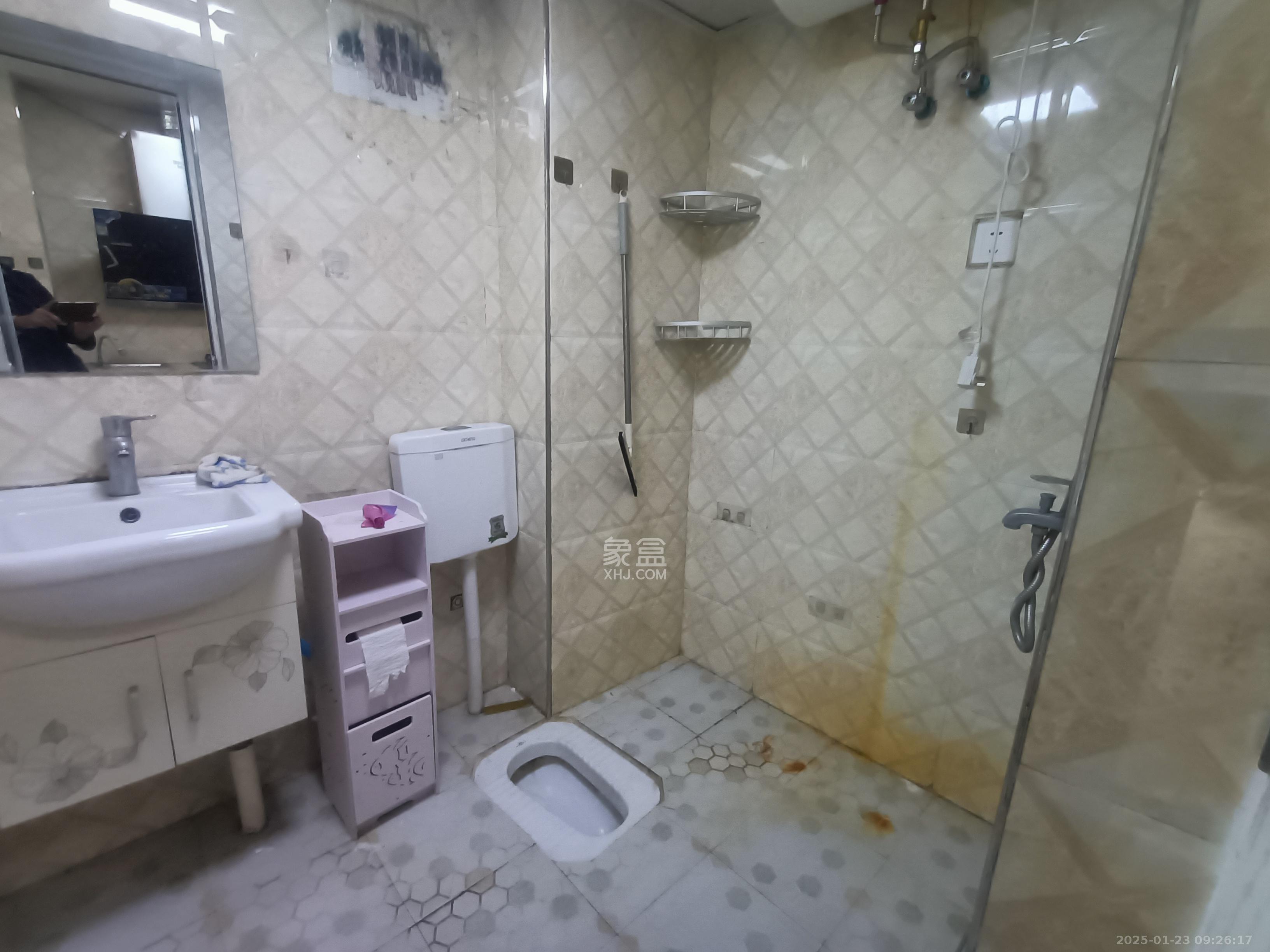 世景华庭  1室1厅1卫   1100.00元/月室内图