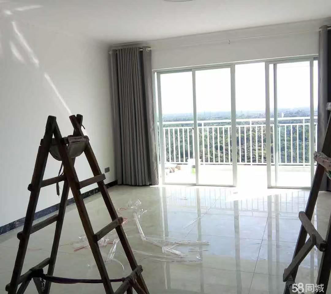 海航城 4室2厅2卫 193.0万 海航城 4室2厅2卫 193.0万客厅