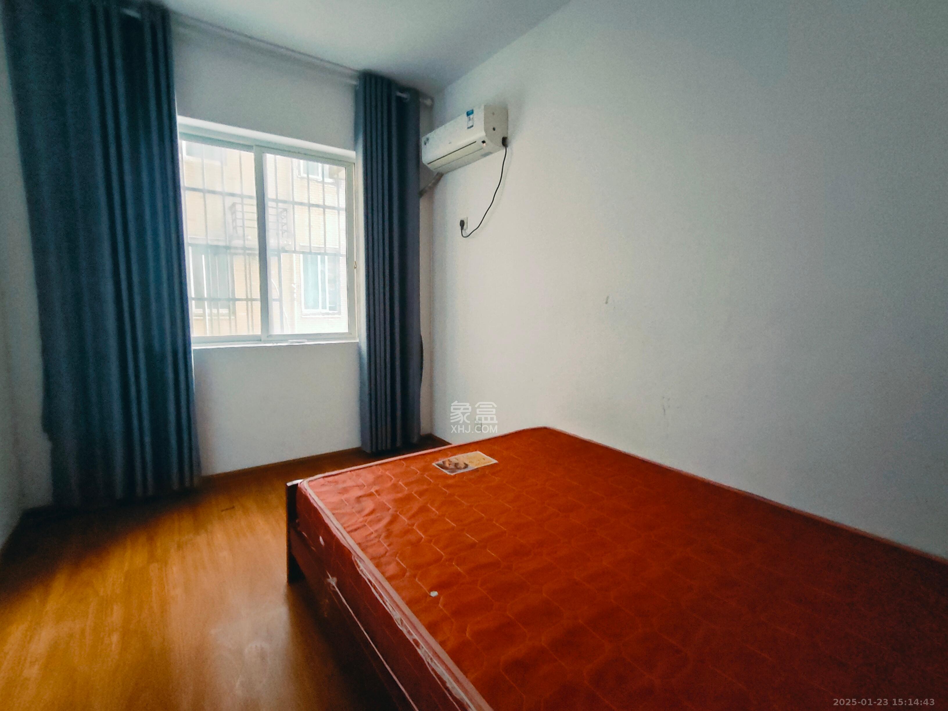 筑梦园 4室2厅2卫 2400.0元/月 筑梦园 4室2厅2卫 2400.0元/月室内图