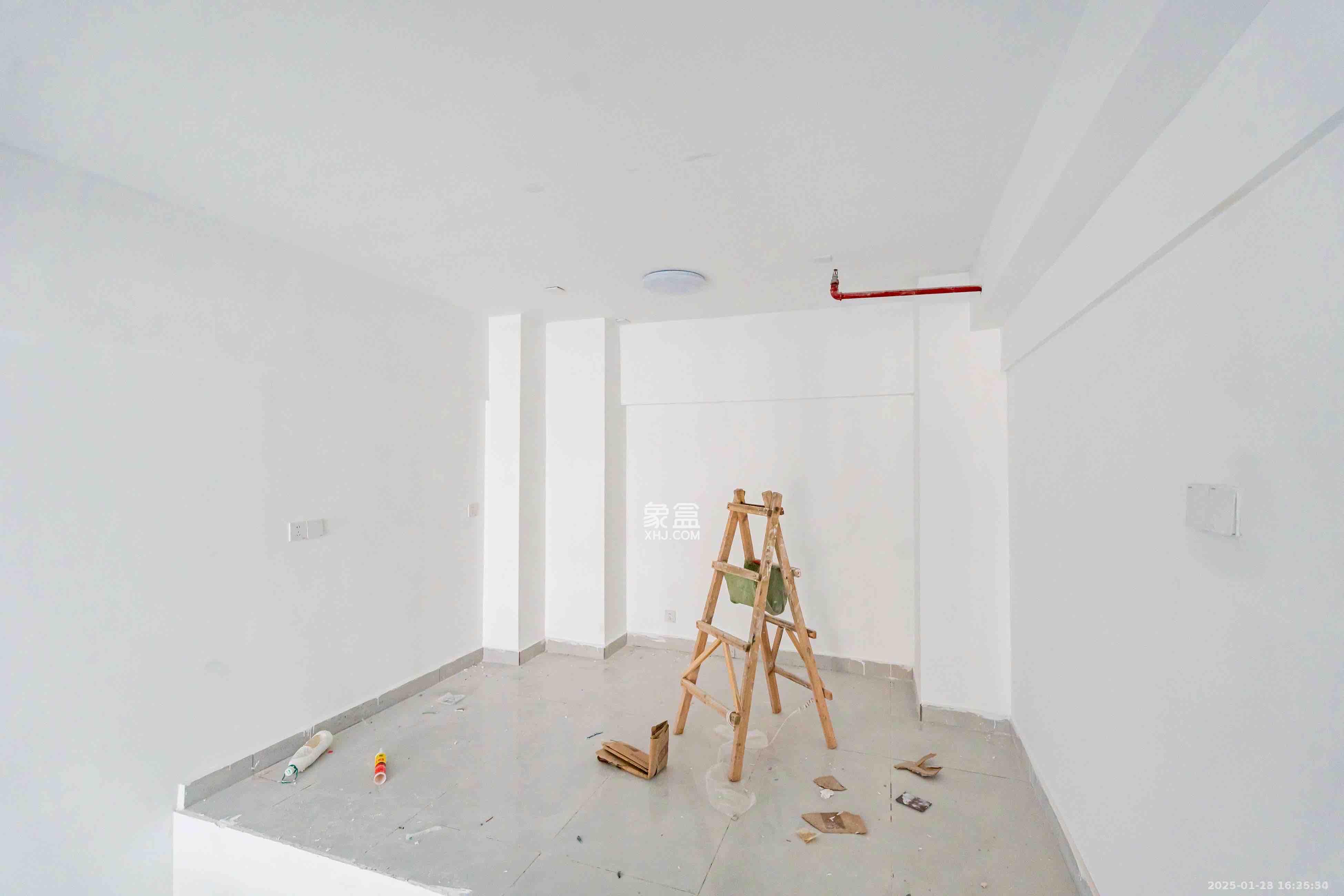 长城万富汇  2室1厅1卫    2500.0元/月 长城万富汇  2室1厅1卫    2500.0元/月室内图