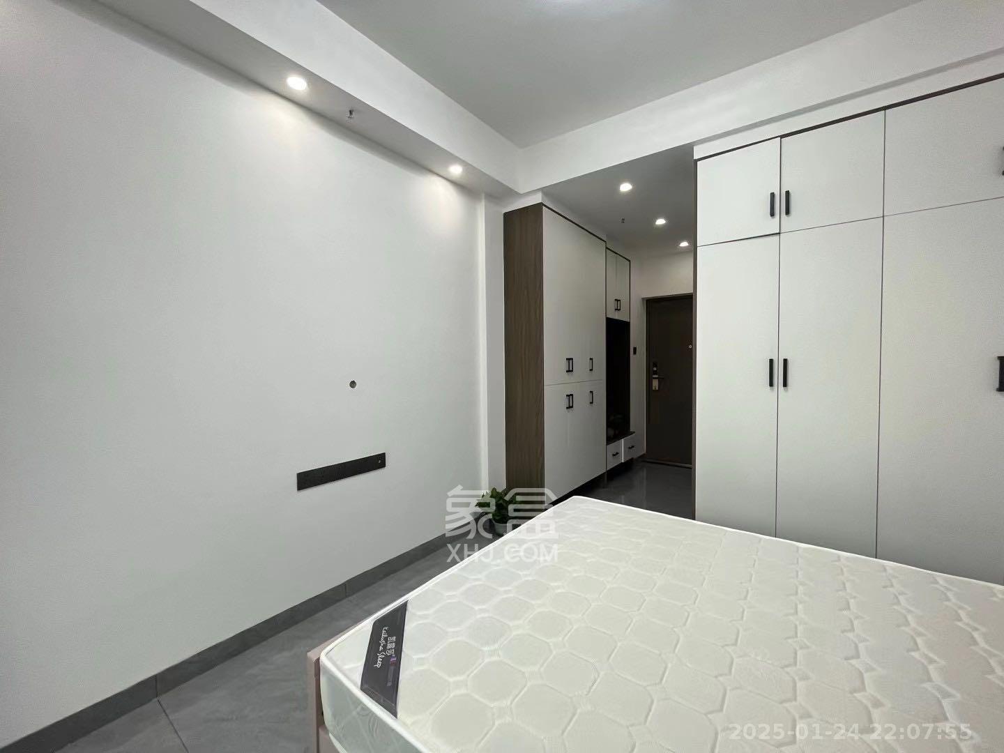 卓越伊景寓 1室0厅1卫 1650.0元/月 卓越伊景寓 1室0厅1卫 1650.0元/月室内图