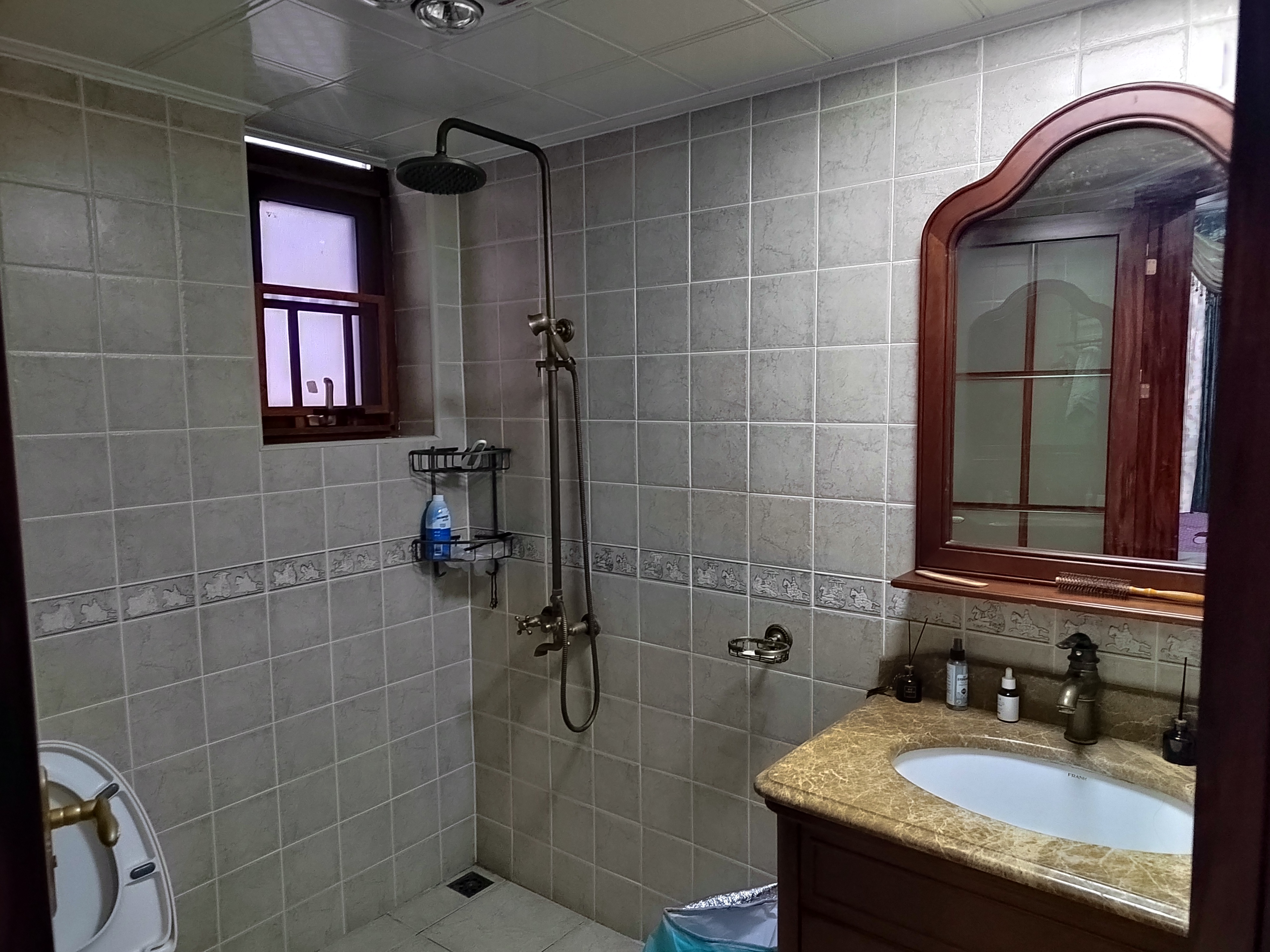 和一紫竹苑 3室2厅2卫 72.8万 和一紫竹苑 3室2厅2卫 72.8万客厅