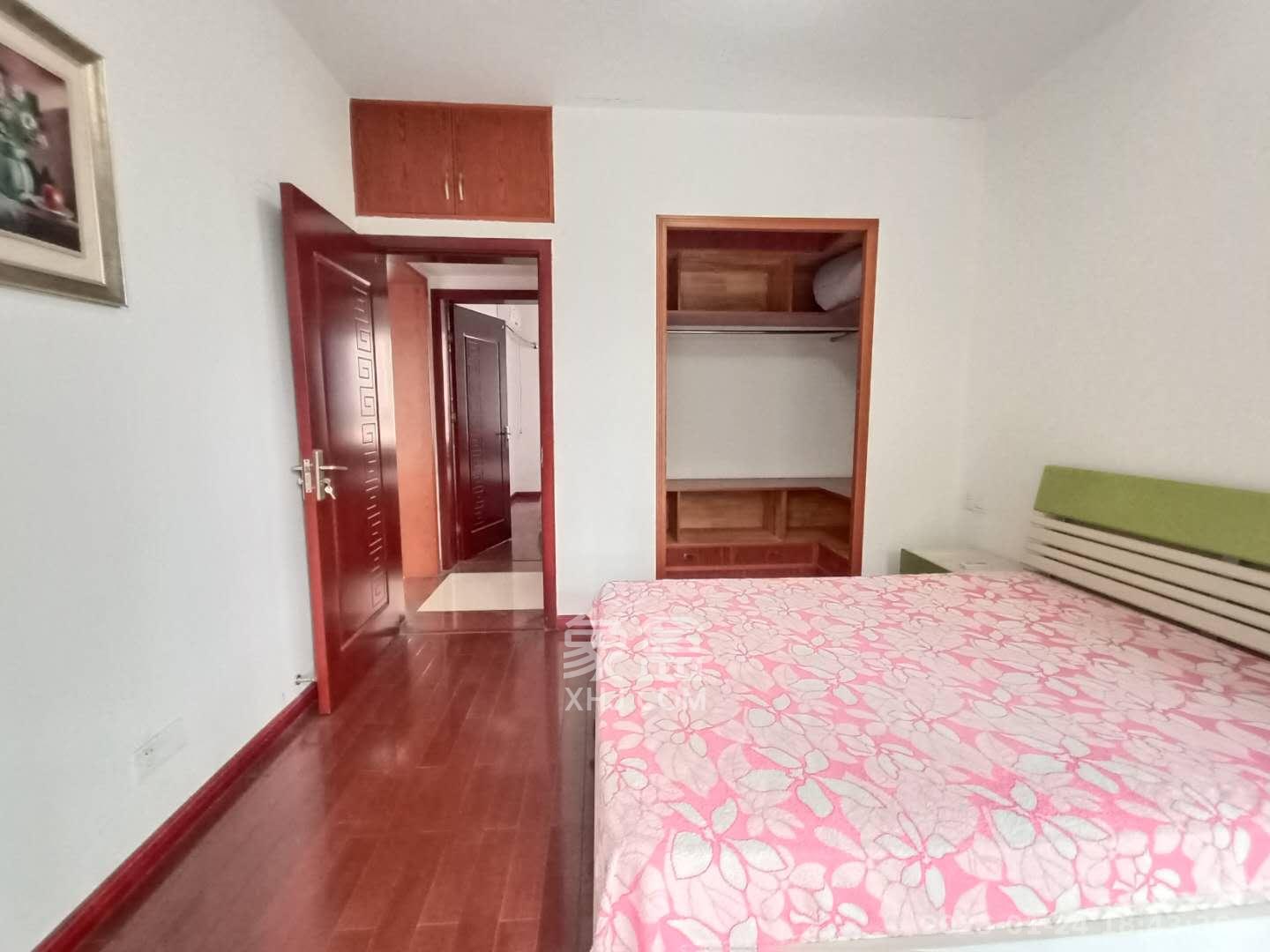 长房时代城  3室2厅1卫    2400.0元/月 长房时代城  3室2厅1卫    2400.0元/月室内图