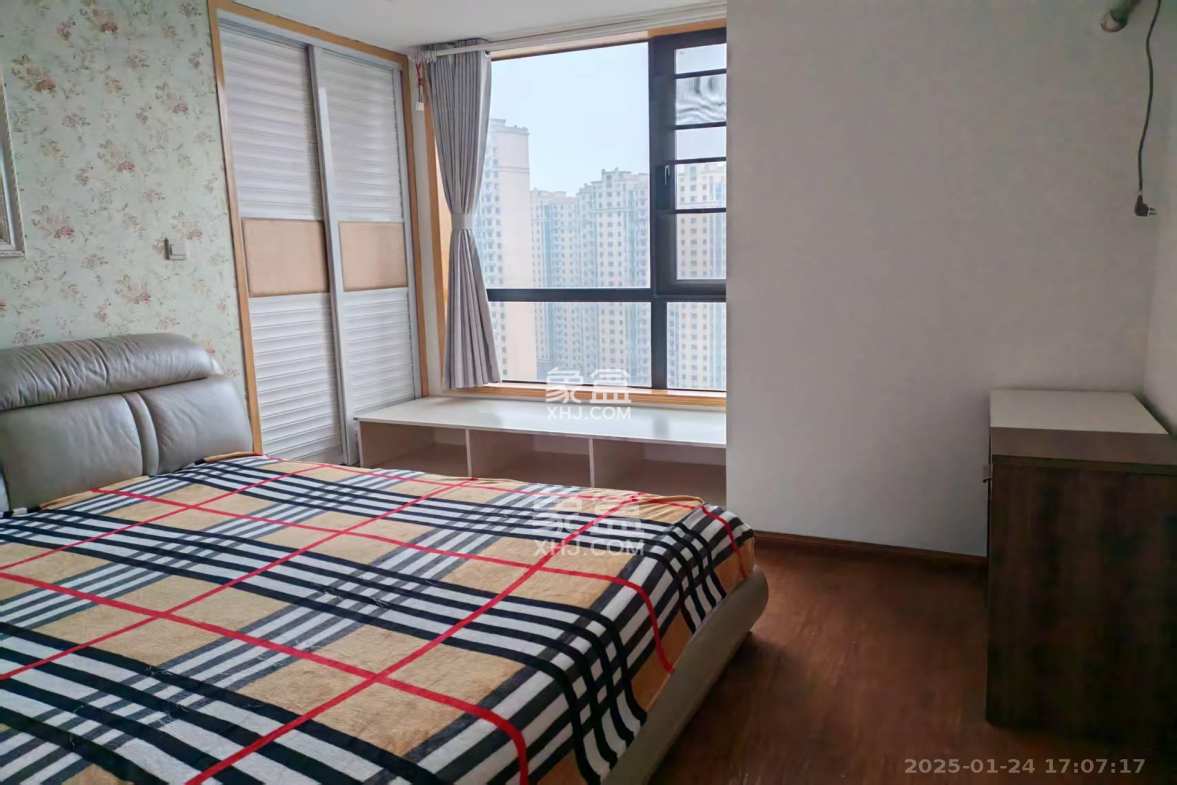 新盛珑璟台 2室2厅1卫 2000.0元/月 新盛珑璟台 2室2厅1卫 2000.0元/月室内图