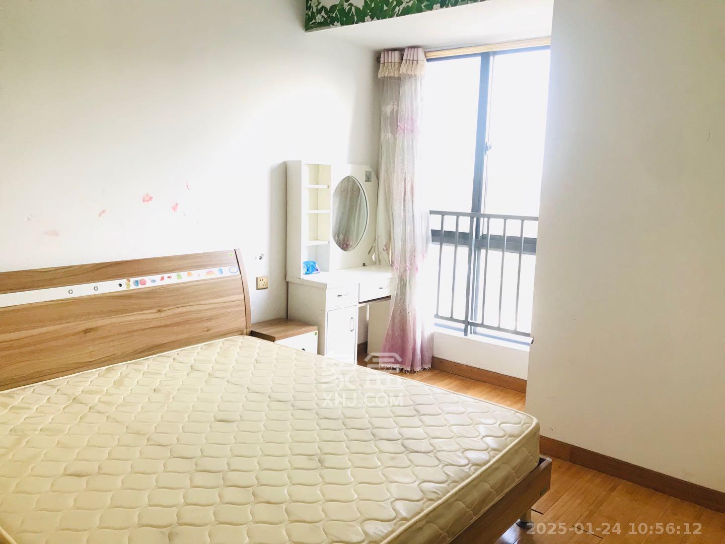 碧桂园南城首府（东宸林海）  3室2厅1卫   2000.00元/月室内图