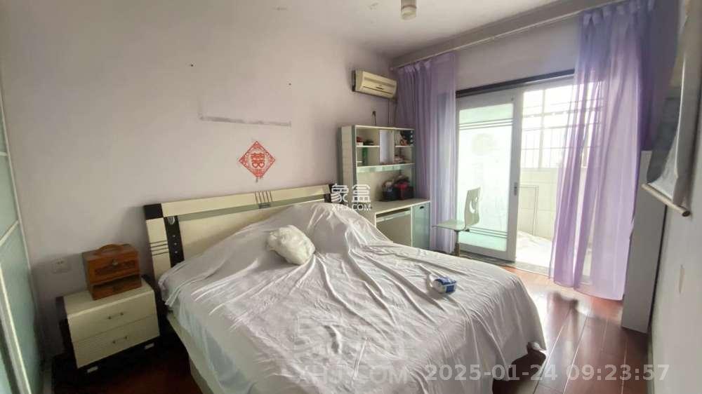 株洲富景园 4室2厅2卫 1700.0元/月 株洲富景园 4室2厅2卫 1700.0元/月室内图