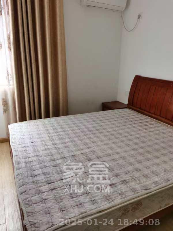 富春山  3室2厅2卫    2400.0元/月 富春山  3室2厅2卫    2400.0元/月室内图