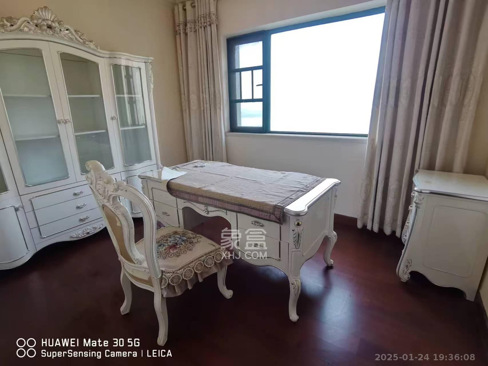 恒大翡翠华庭 3室2厅2卫 2800.0元/月 恒大翡翠华庭 3室2厅2卫 2800.0元/月室内图