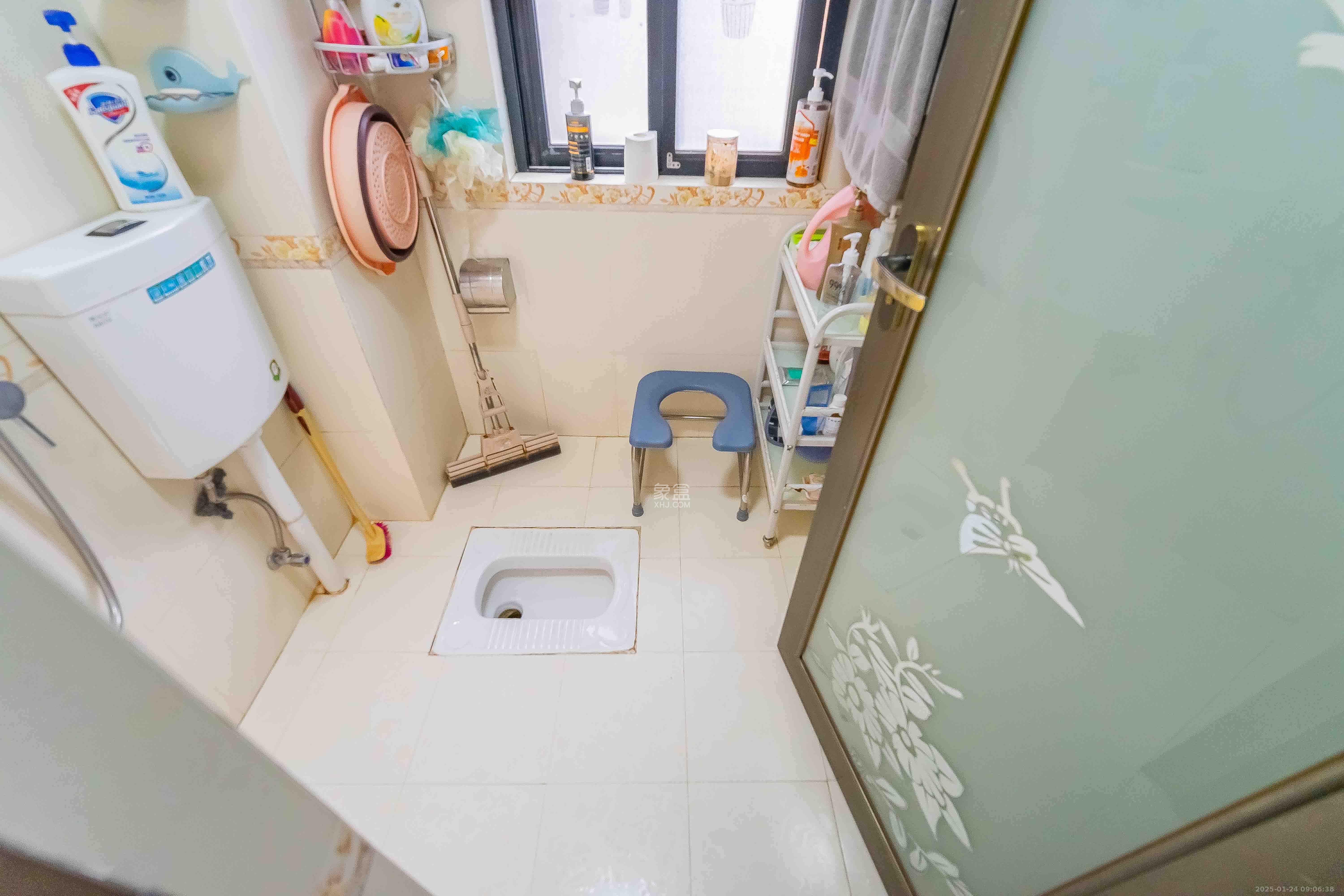 英郡年华 3室2厅1卫 2500.0元/月 英郡年华 3室2厅1卫 2500.0元/月室内图