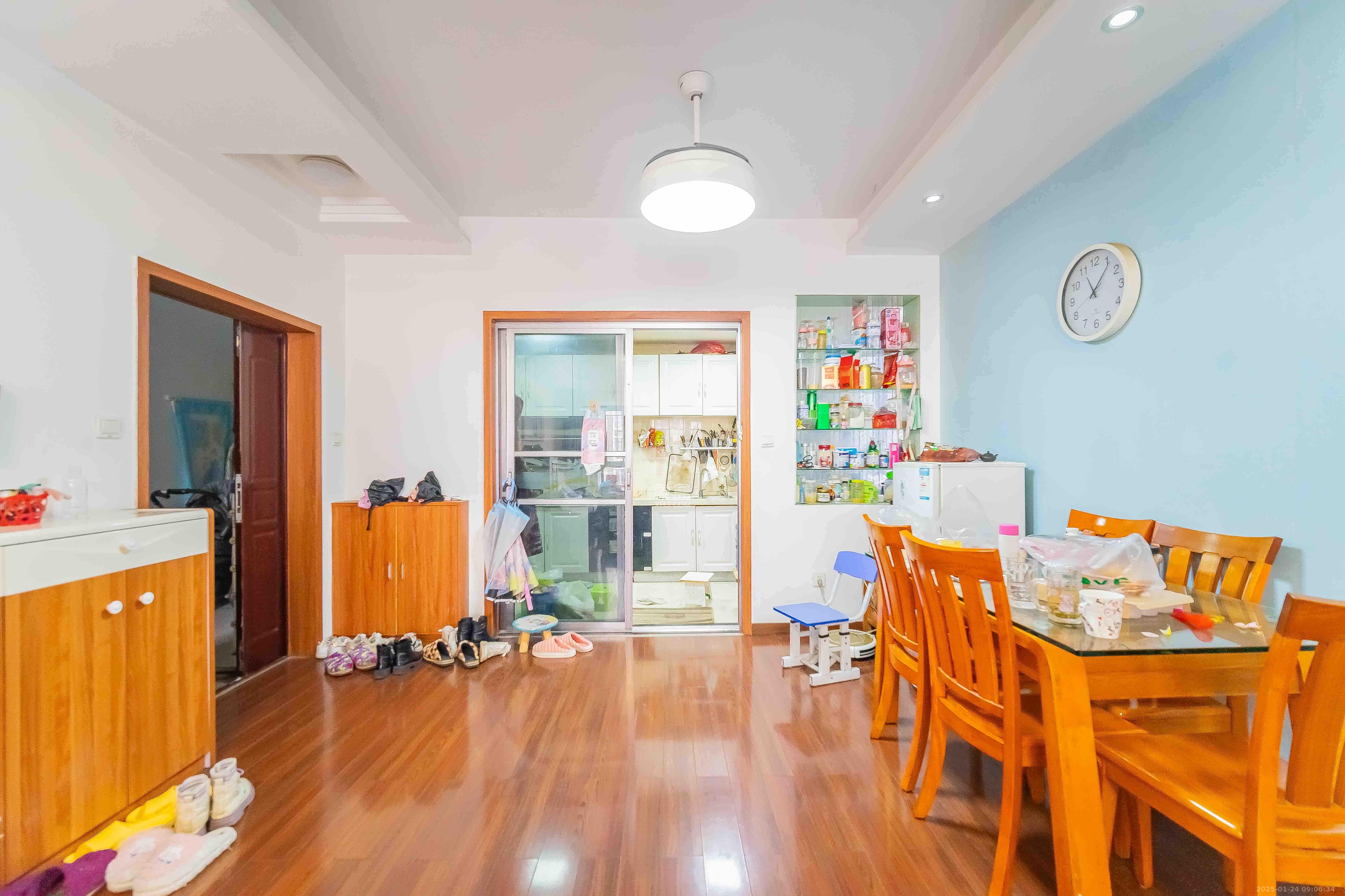 英郡年华 3室2厅1卫 2500.0元/月 英郡年华 3室2厅1卫 2500.0元/月室内图