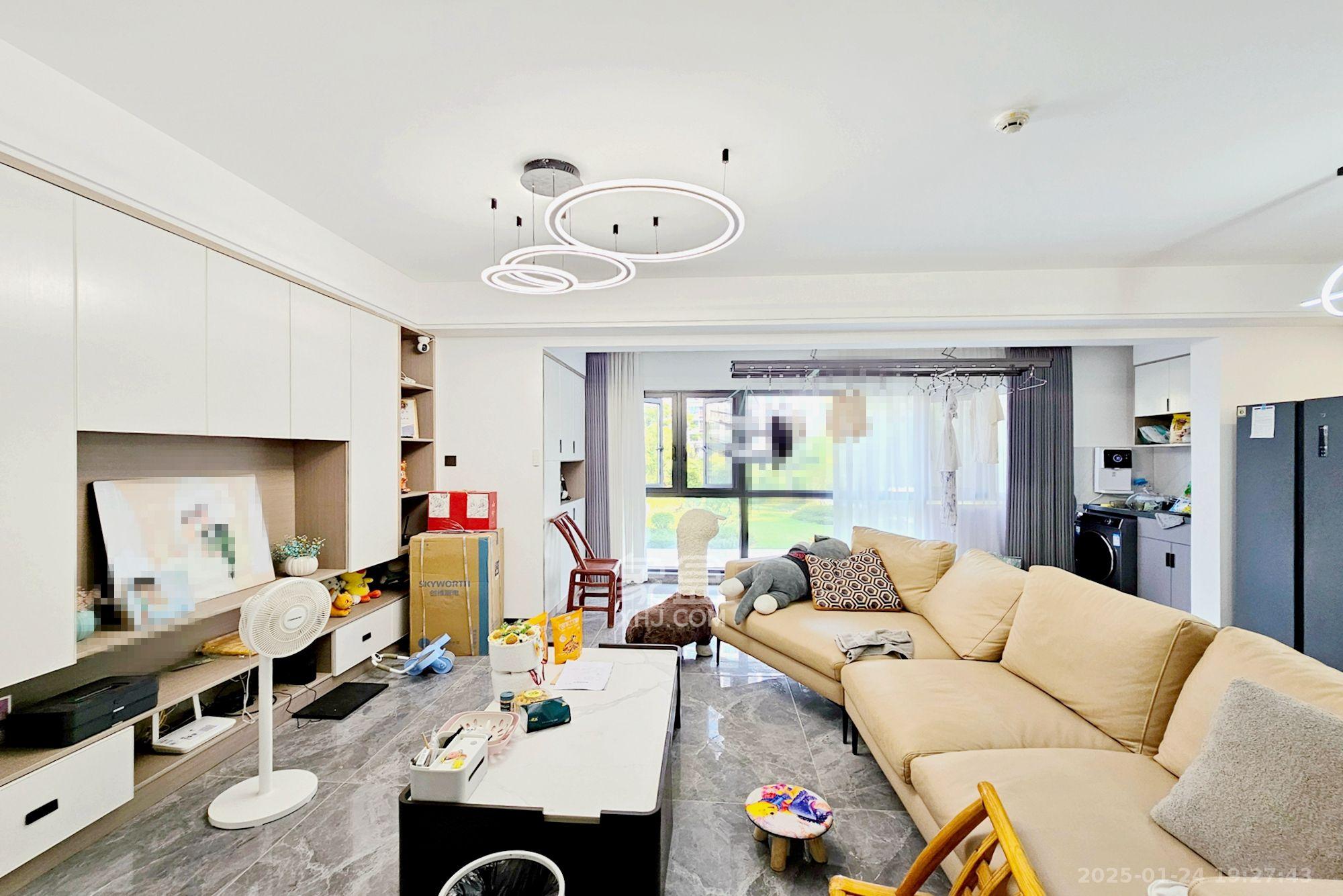 阳光城尚东湾愉景苑 3室2厅2卫 3200.0元/月 阳光城尚东湾愉景苑 3室2厅2卫 3200.0元/月室内图