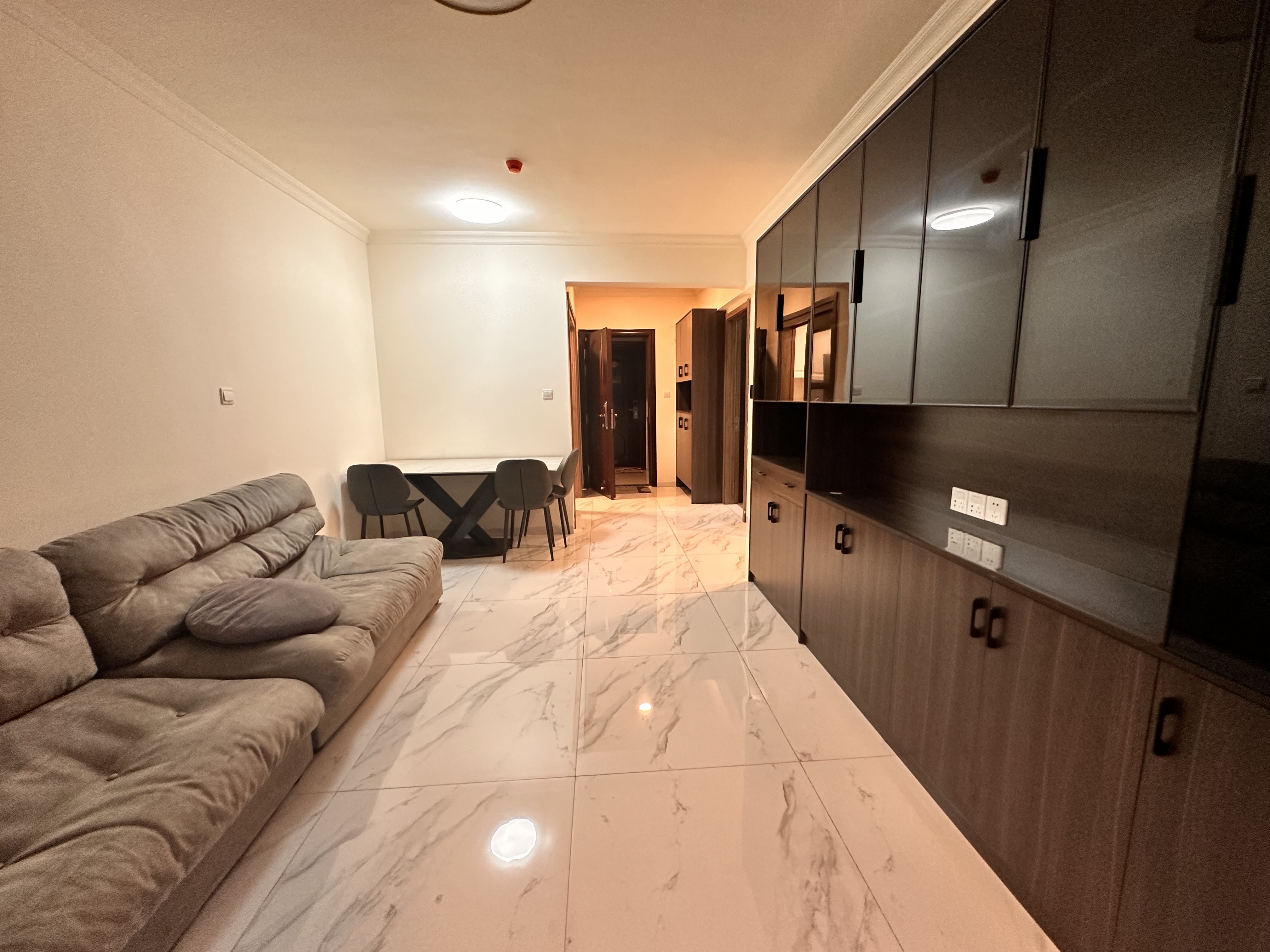 华耀碧桂园十里江湾誉峯 2室2厅1卫 1800.0元/月 华耀碧桂园十里江湾誉峯 2室2厅1卫 1800.0元/月户型图