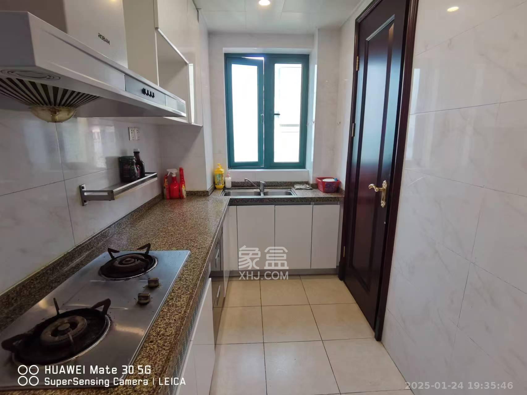 恒大翡翠华庭 3室2厅2卫 2800.0元/月 恒大翡翠华庭 3室2厅2卫 2800.0元/月室内图