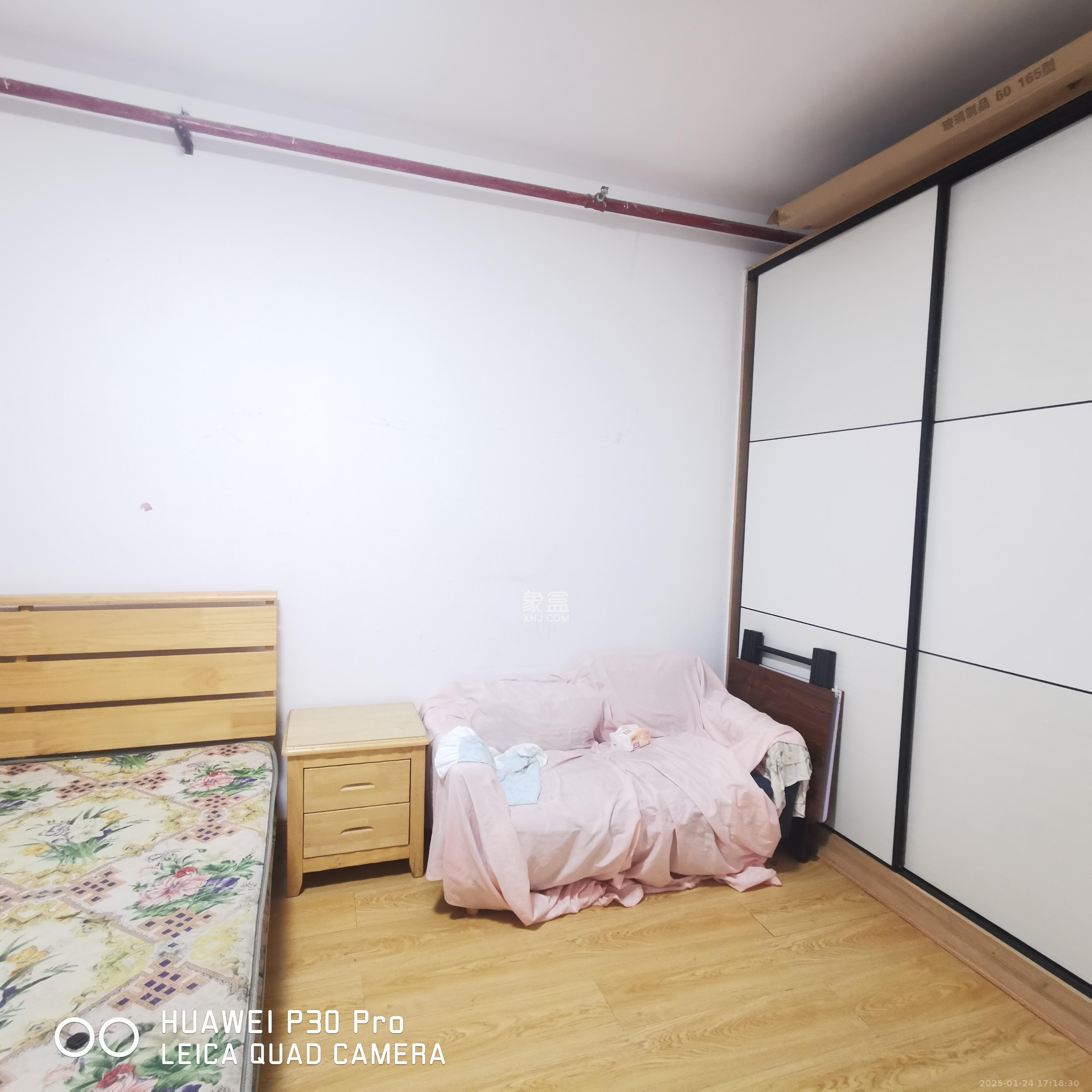 鹏程府  1室1厅1卫    1800.0元/月 鹏程府  1室1厅1卫    1800.0元/月室内图