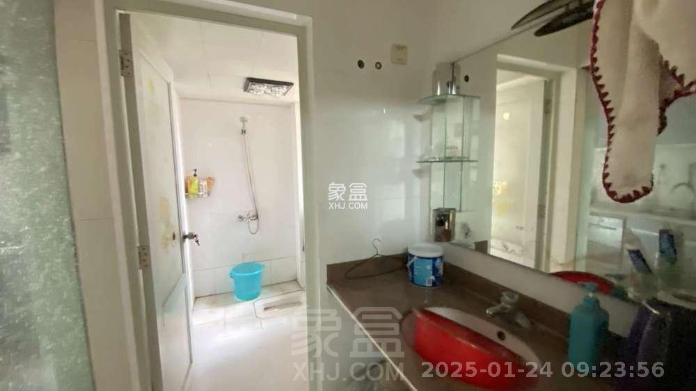 株洲富景园 4室2厅2卫 1700.0元/月 株洲富景园 4室2厅2卫 1700.0元/月室内图