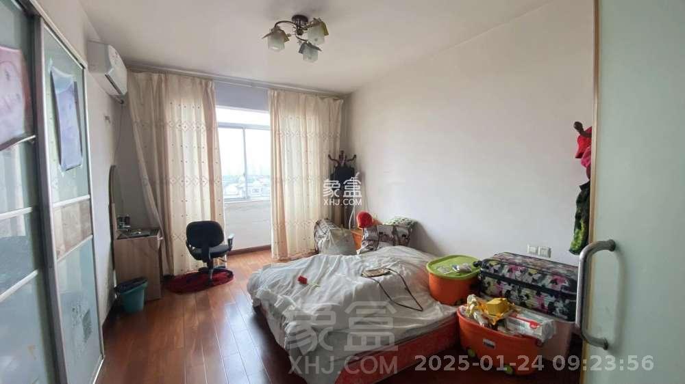 株洲富景园 4室2厅2卫 1700.0元/月 株洲富景园 4室2厅2卫 1700.0元/月室内图