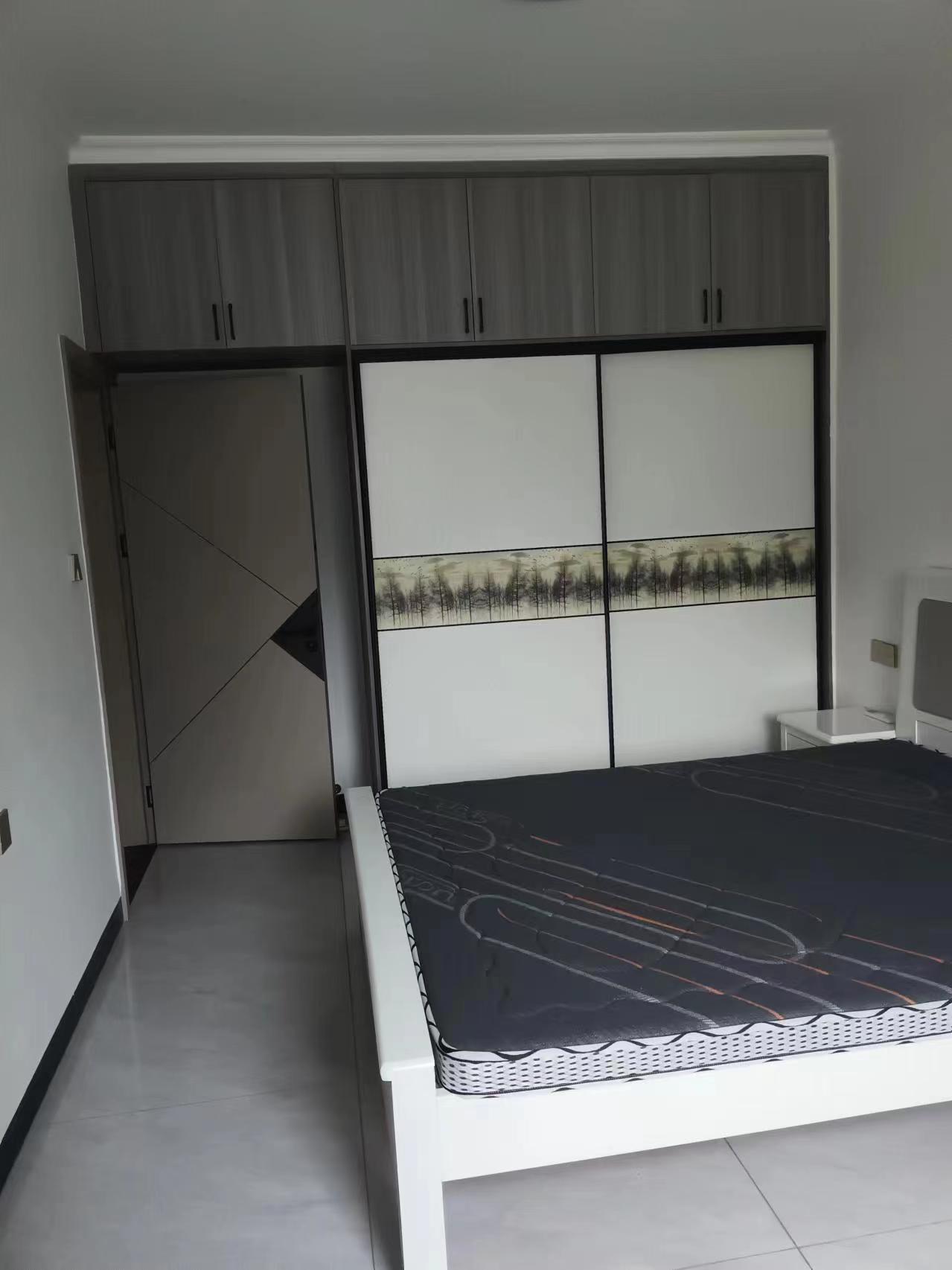 汇金名苑  4室2厅2卫    72.8万 汇金名苑  4室2厅2卫    72.8万室内图